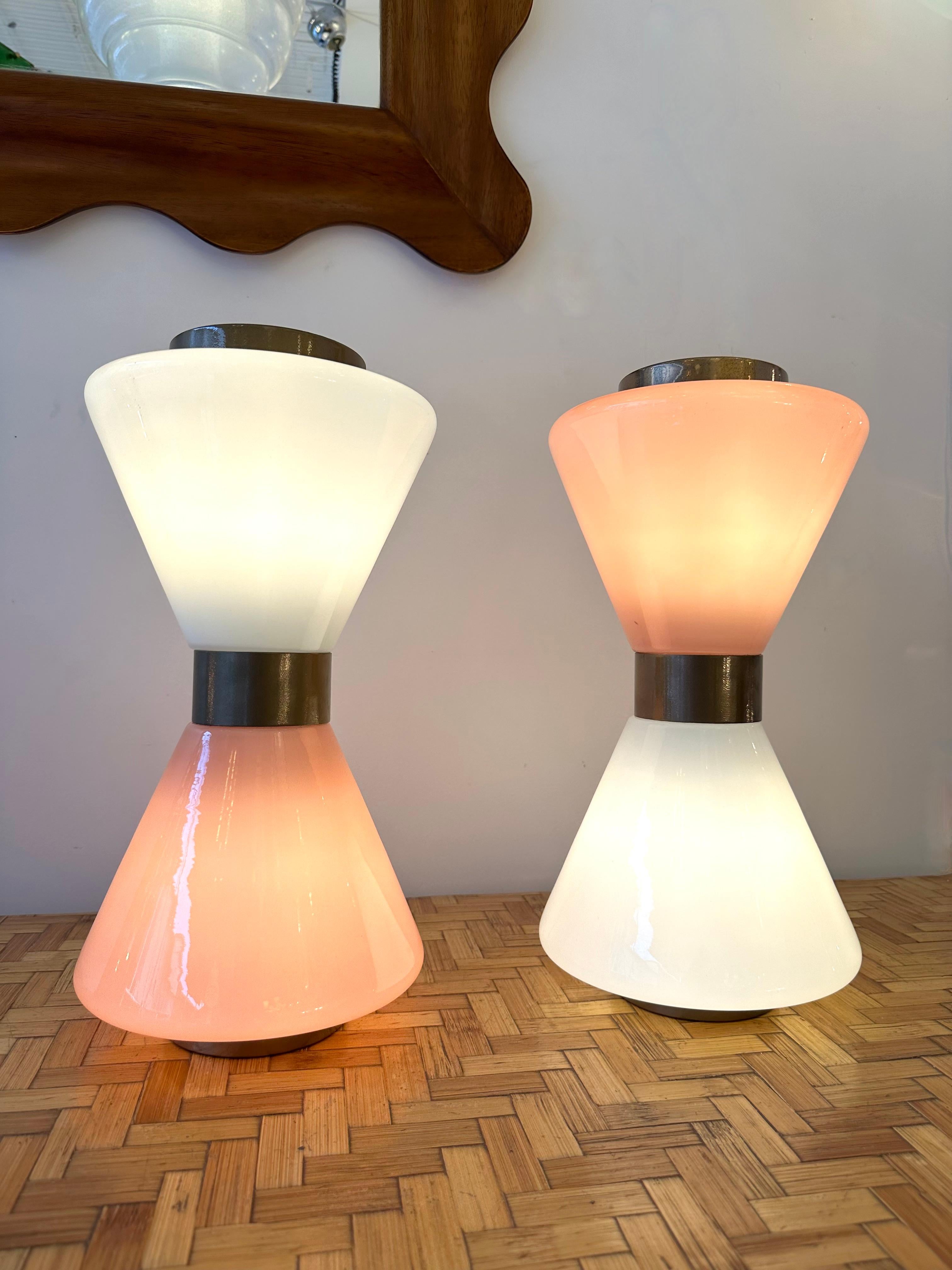 Mid-Century Modern Pair of Diabolo Lamps Pink and White Murano Glass. Italy For Sale