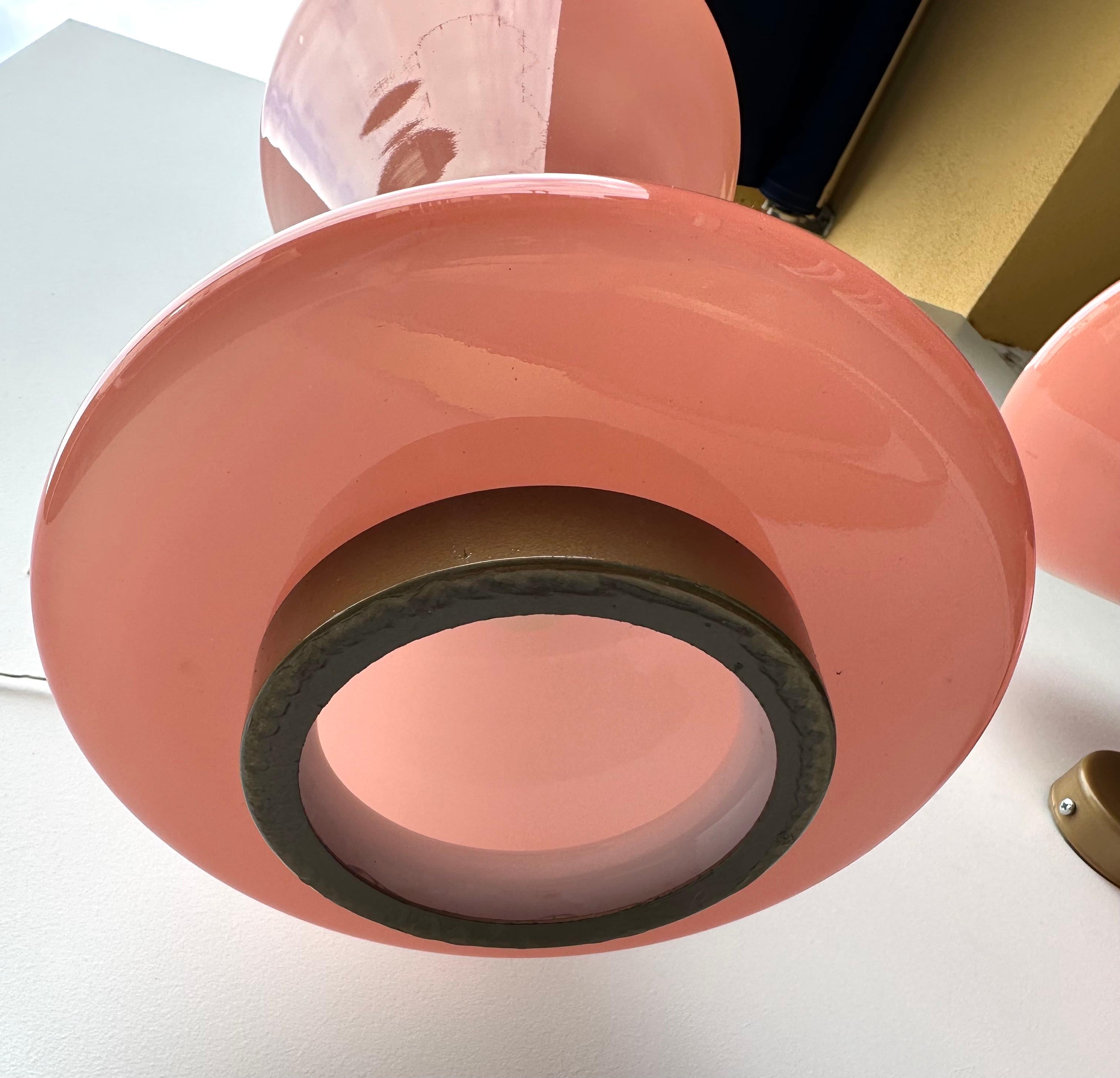 Pair of Diabolo Sconces Pink Murano Glass. Italy In Good Condition For Sale In SAINT-OUEN, FR