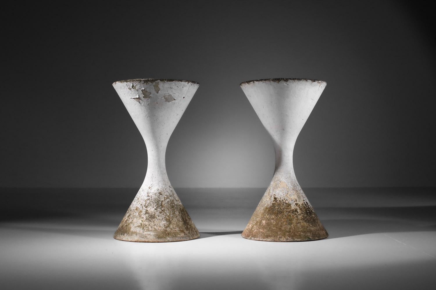 Mid-20th Century Pair of diabolos planters by Willy Guhl from the 60s For Sale