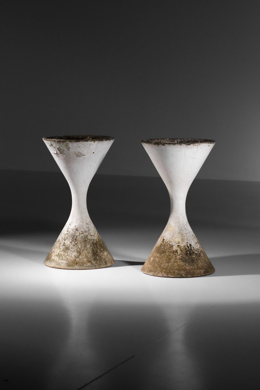 Pair of diabolos planters by Willy Guhl from the 60s For Sale 1