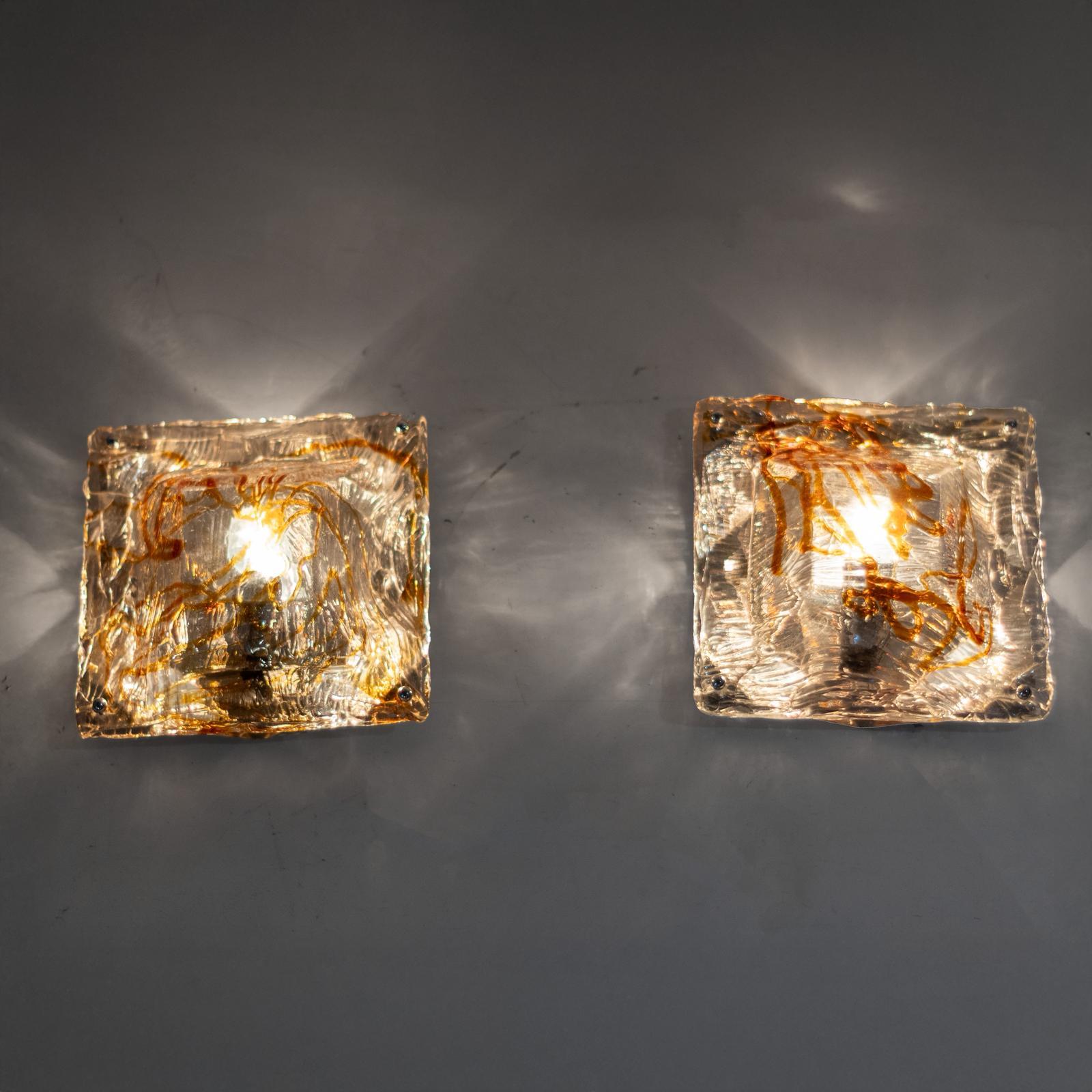 Mid-Century Modern Paire d'appliques murales en verre de Murano 
