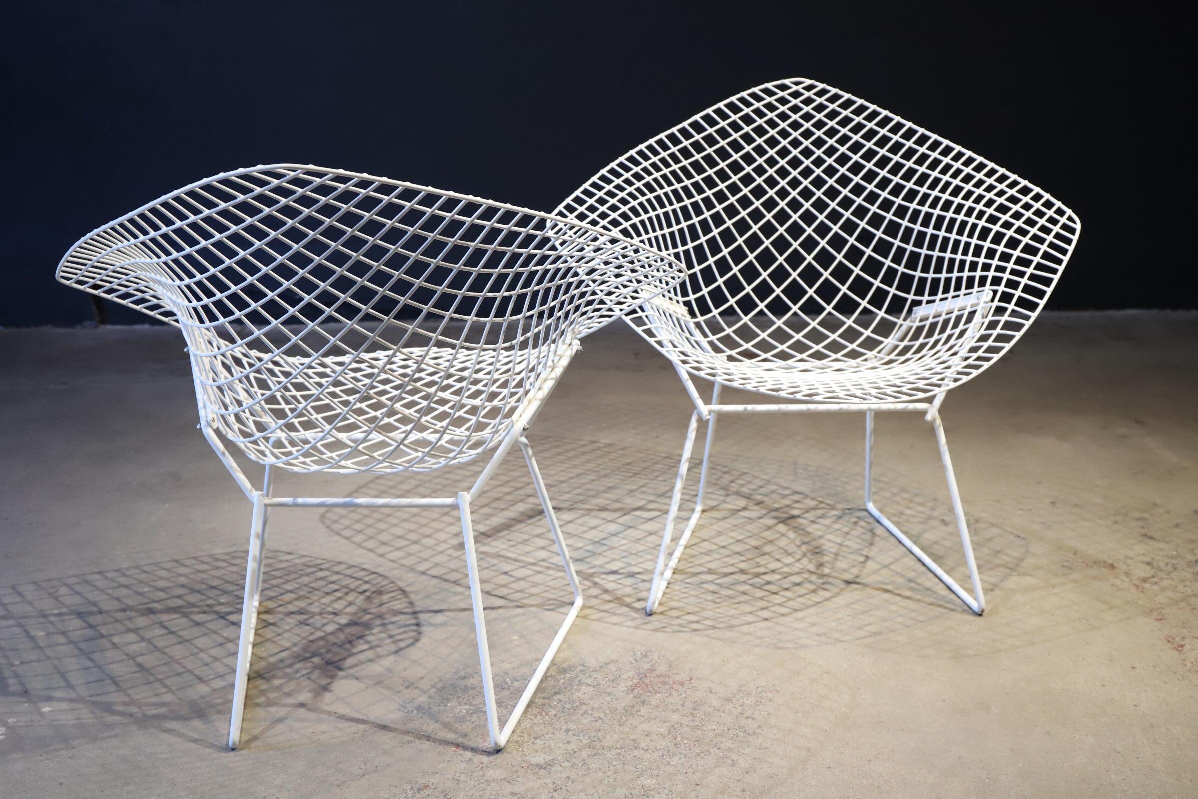 Pair of Diamond Chairs by Harry Bertoia 8