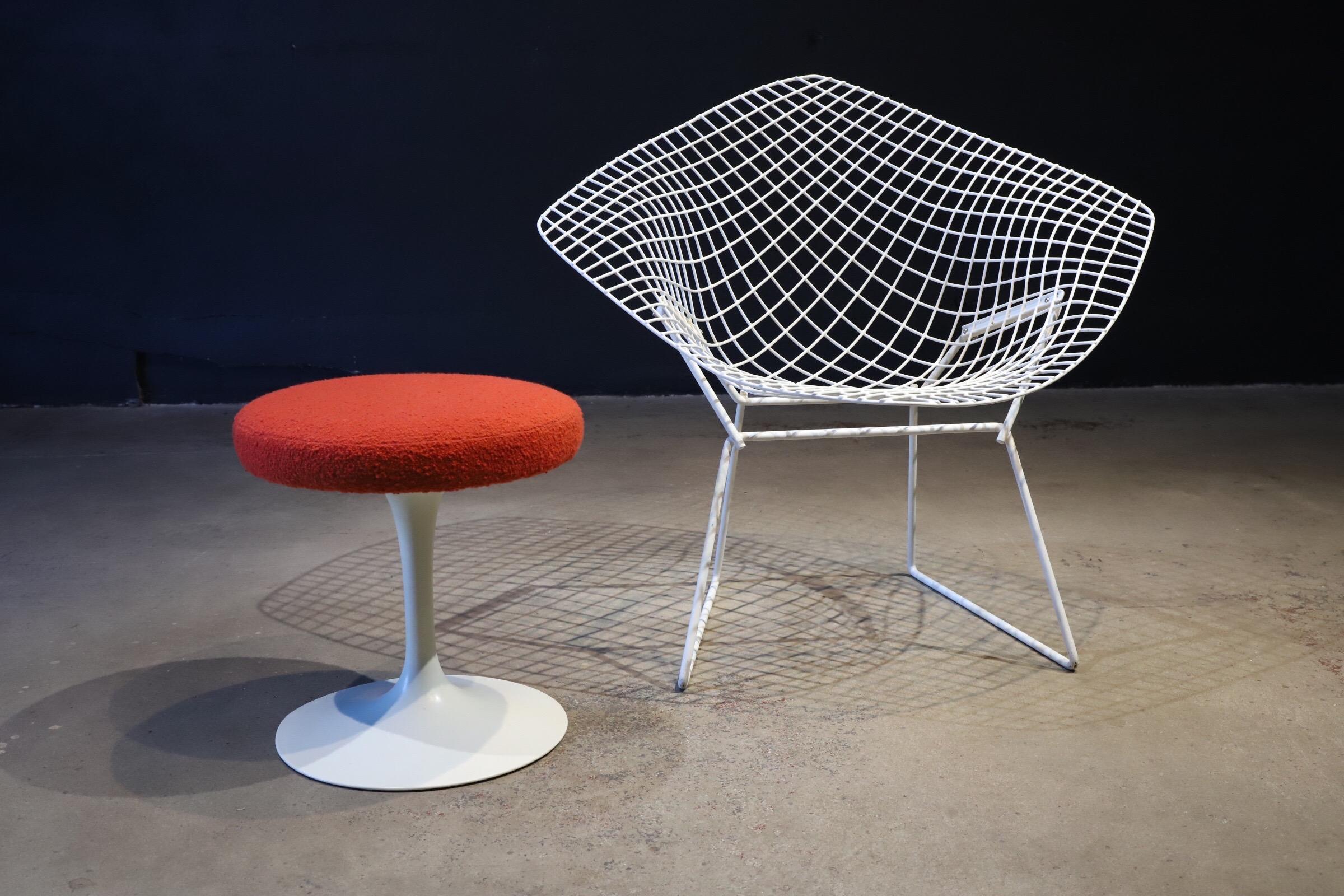 Pair of Diamond Chairs by Harry Bertoia 2