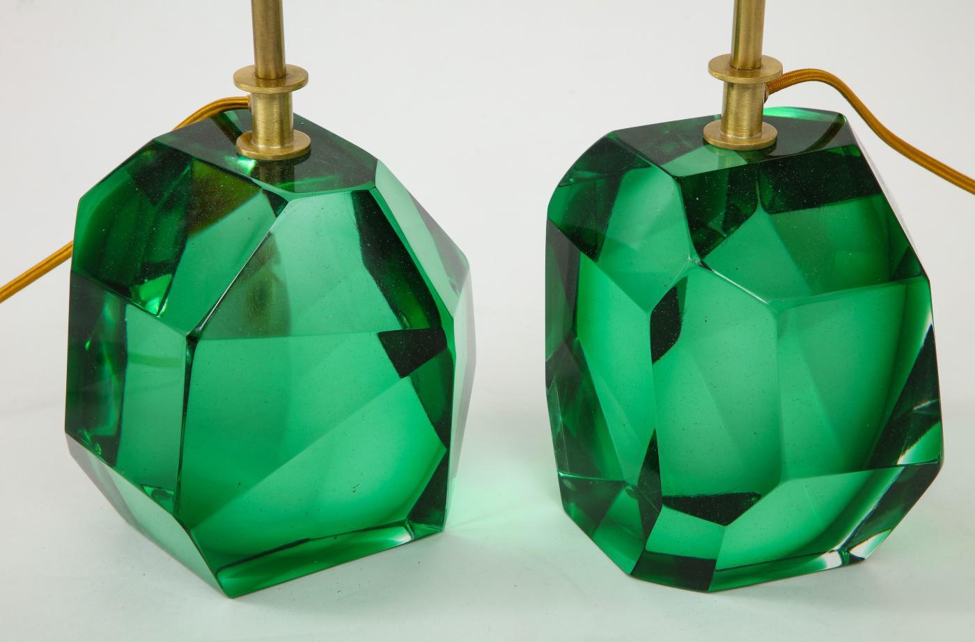 Pair of Faceted Emerald Green Solid Murano Glass Lamps, Signed, Italy For Sale 2