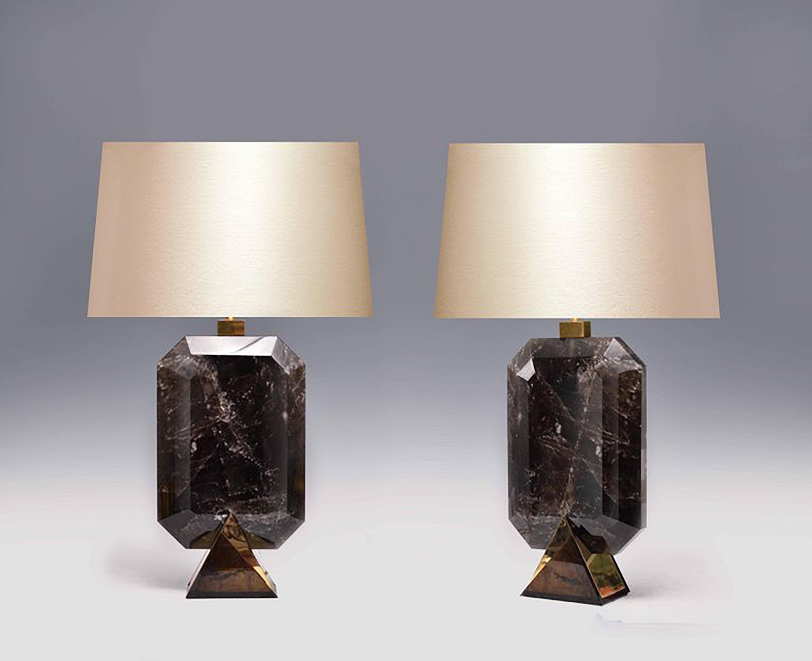 Paire de lampes en quartz en forme de diamant et cristal de roche brun fumé Excellent état - En vente à New York, NY