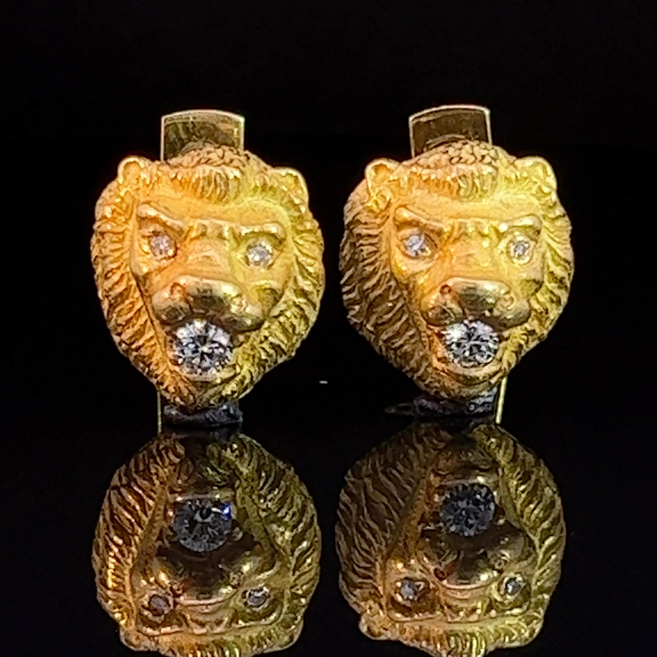 Modern Pair of Diamond Set Lion Cufflinks Circa 1980s For Sale