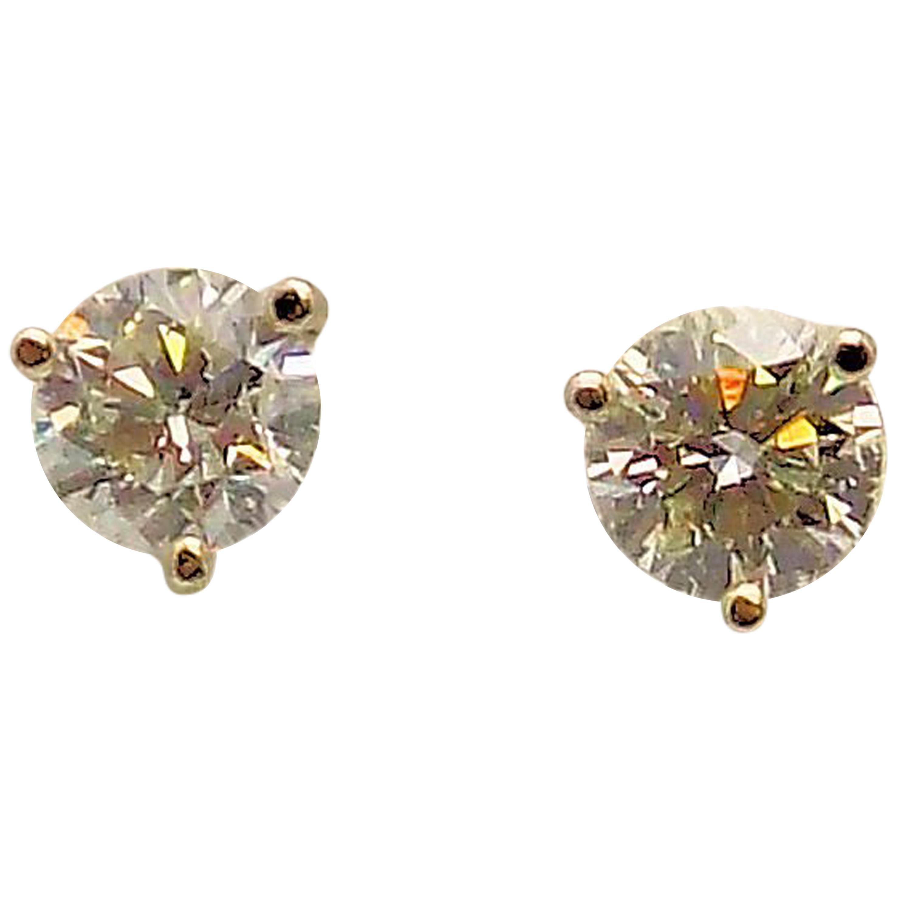 Pair of Diamond Stud Earrings in Martini Setting