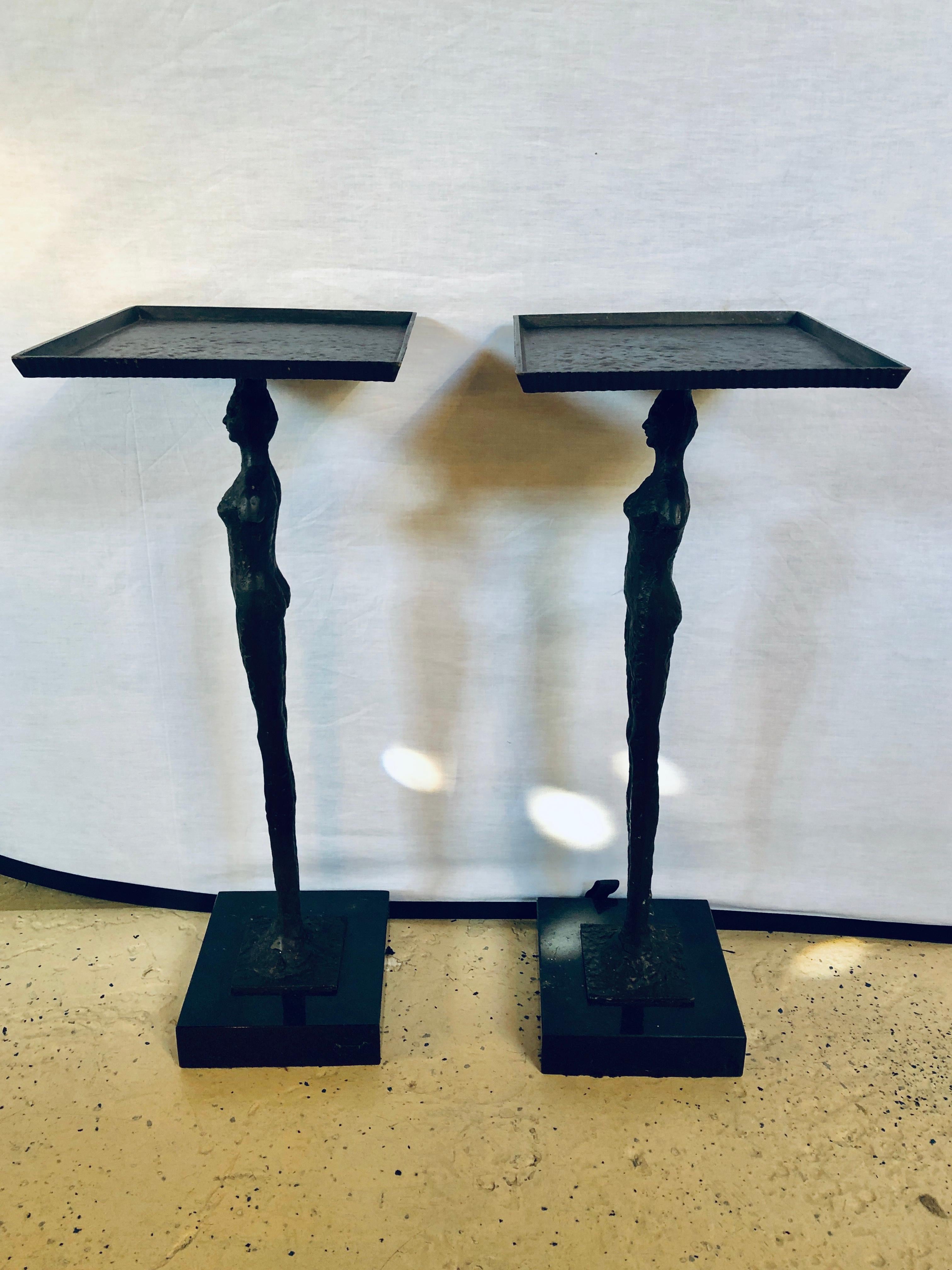 Pair of Diego Giacometti‎ Style Tray Stands im Zustand „Gut“ in Stamford, CT