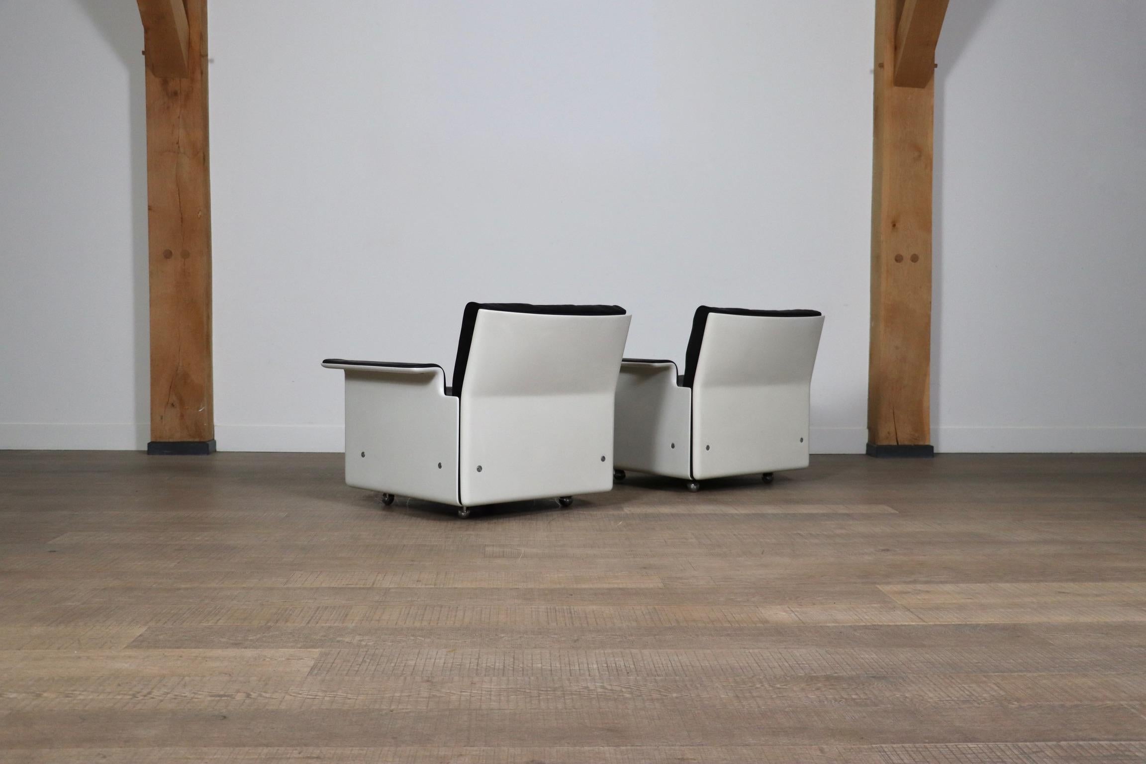 Paar Dieter Rams Modell 620 Sessel aus schwarzem Leder für Vitsoe, 1980er Jahre 6