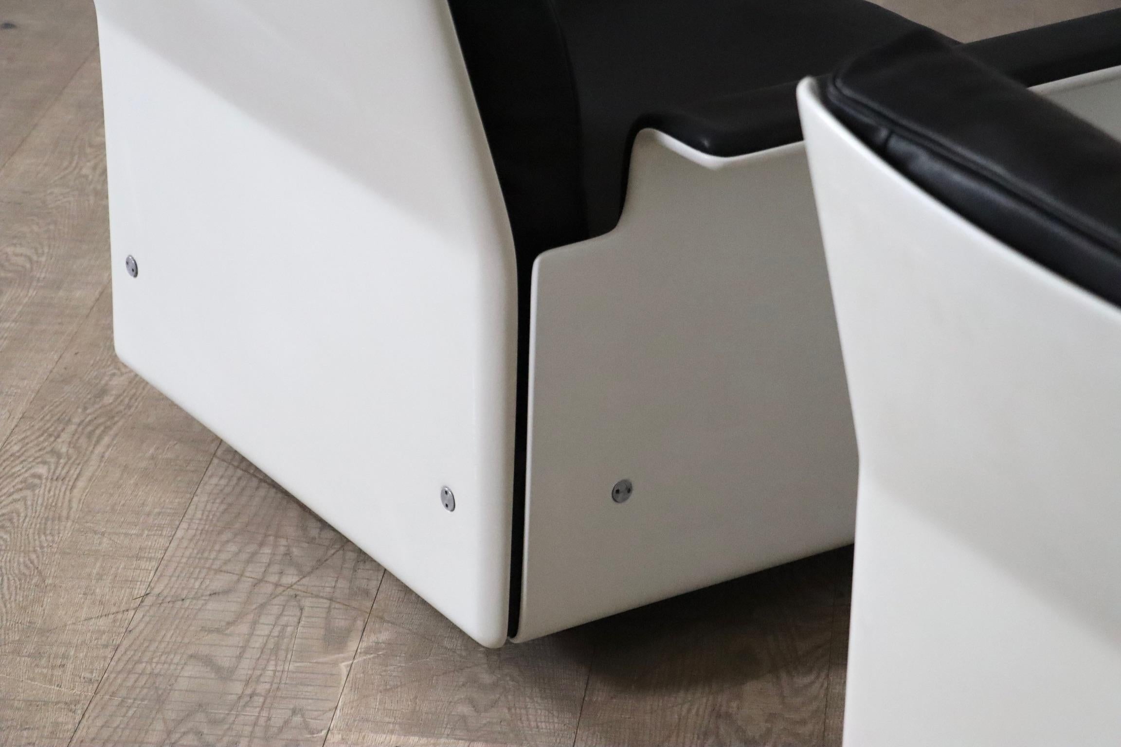 Paar Dieter Rams Modell 620 Sessel aus schwarzem Leder für Vitsoe, 1980er Jahre (Ende des 20. Jahrhunderts)