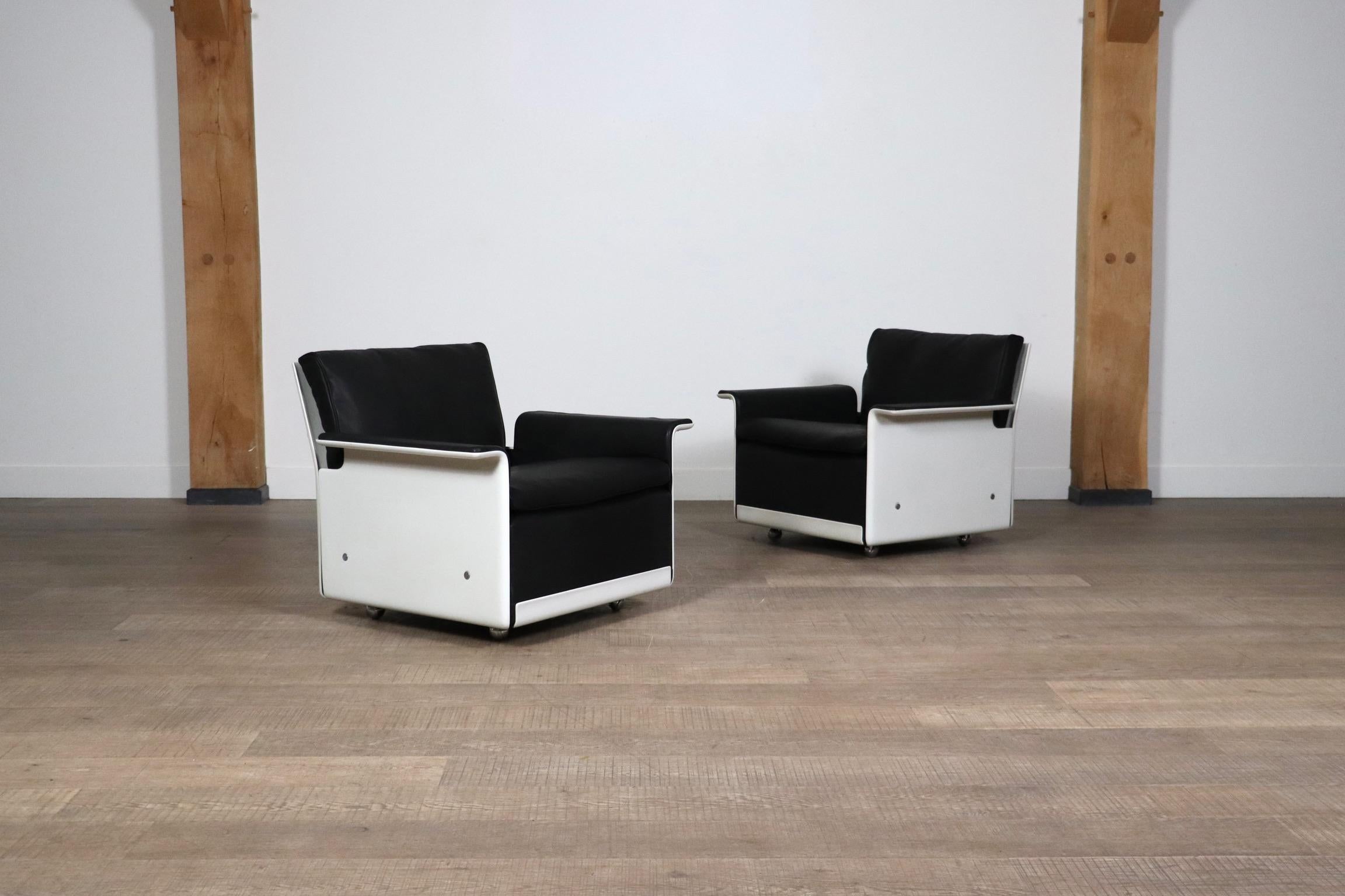 Paar Dieter Rams Modell 620 Sessel aus schwarzem Leder für Vitsoe, 1980er Jahre 3
