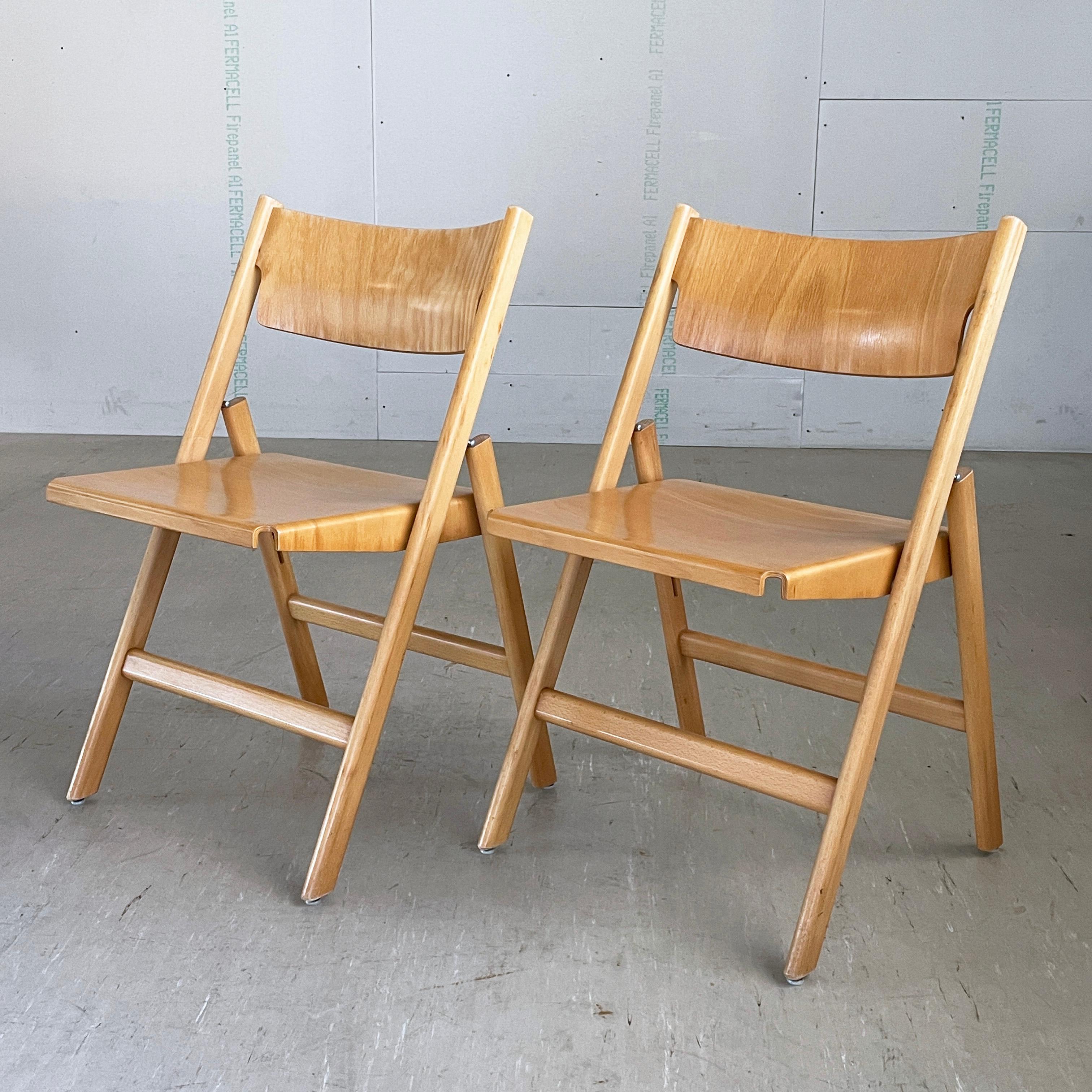 Pair of Dietiker & Co. Model 1901 FS Folding Chairs by Hans Eichenberger, 1966 For Sale 3