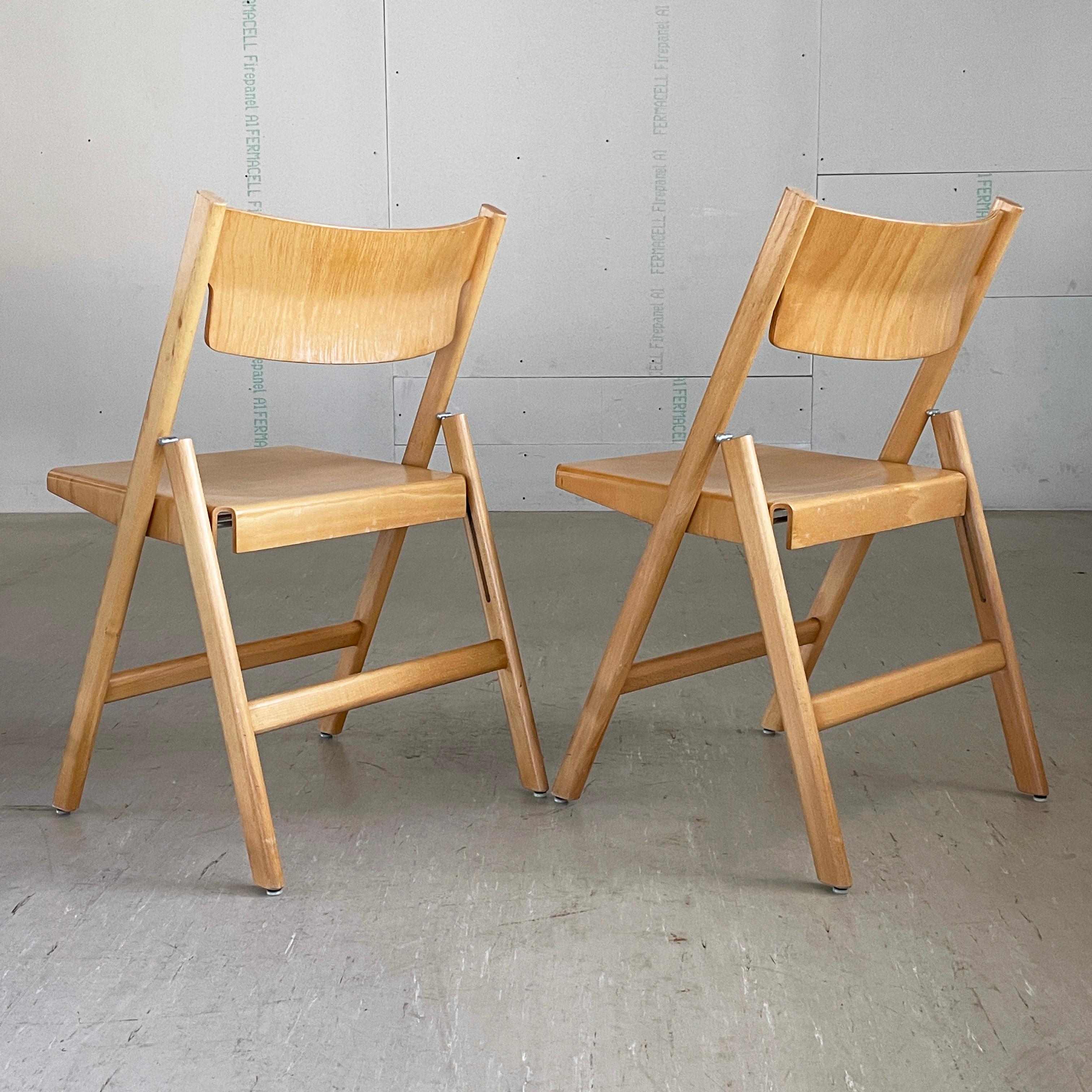 Pair of Dietiker & Co. Model 1901 FS Folding Chairs by Hans Eichenberger, 1966 For Sale 6