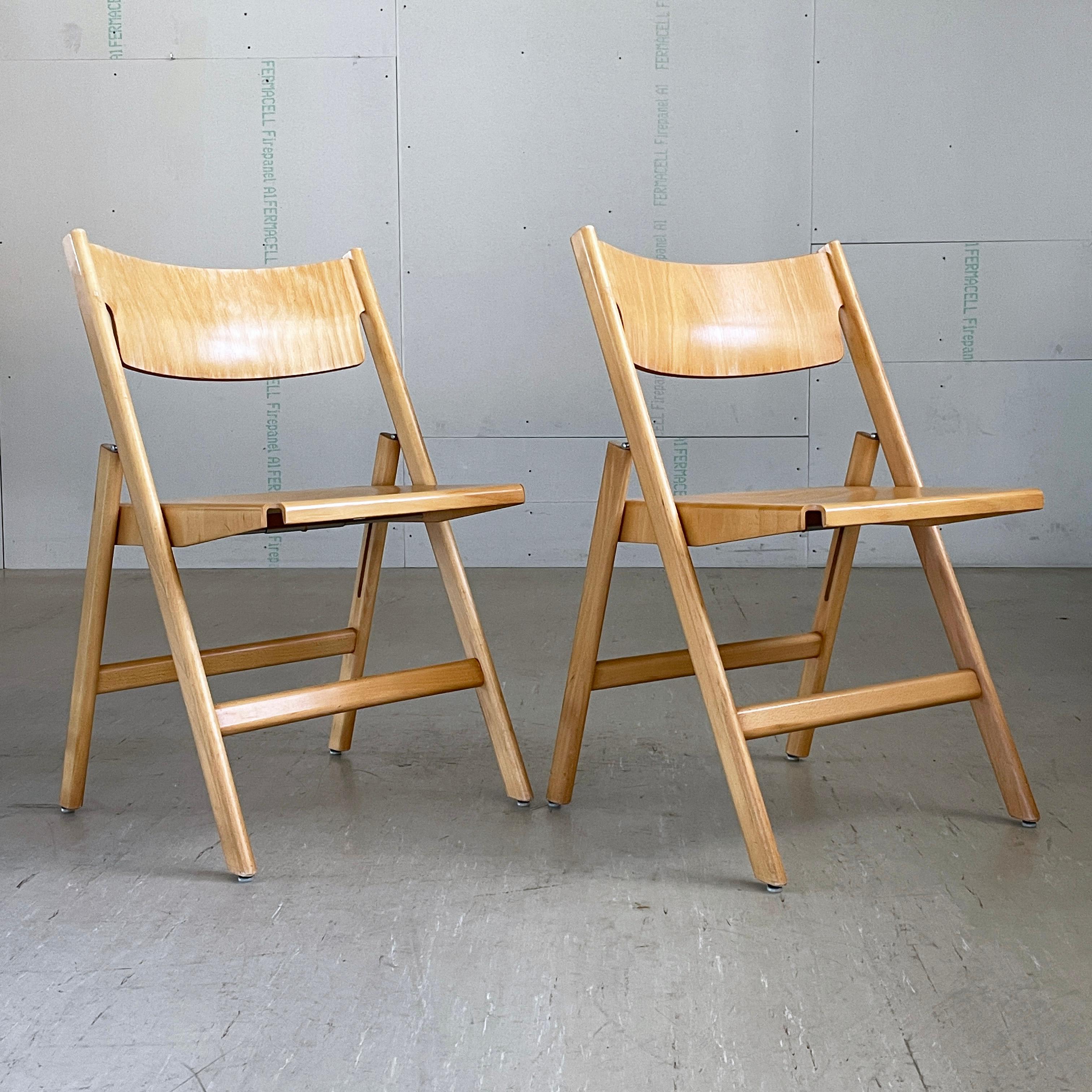 Mid-20th Century Pair of Dietiker & Co. Model 1901 FS Folding Chairs by Hans Eichenberger, 1966 For Sale