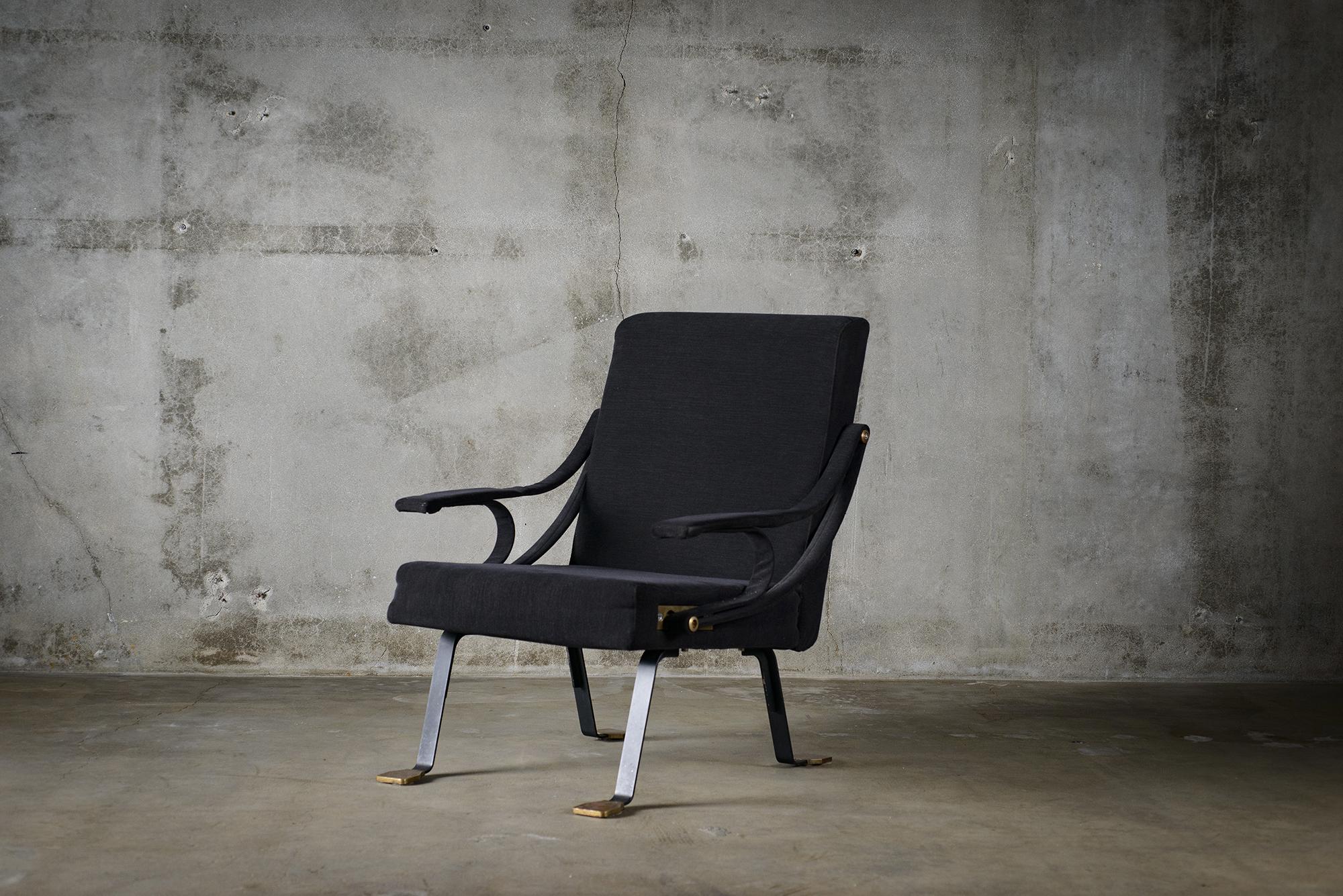 Paire de chaises Digamma de Santa & Cole Bon état - En vente à Los Angeles, CA