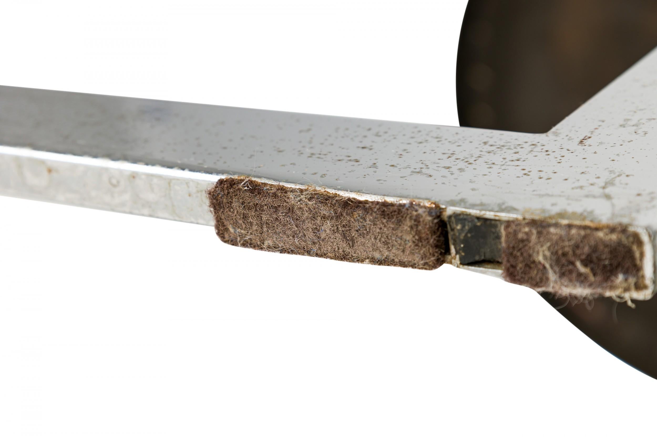 Freitragende Dillingham-Hocker „Horseshoe“ aus Rosen Velour, Dillingham, Paar (Chrom) im Angebot
