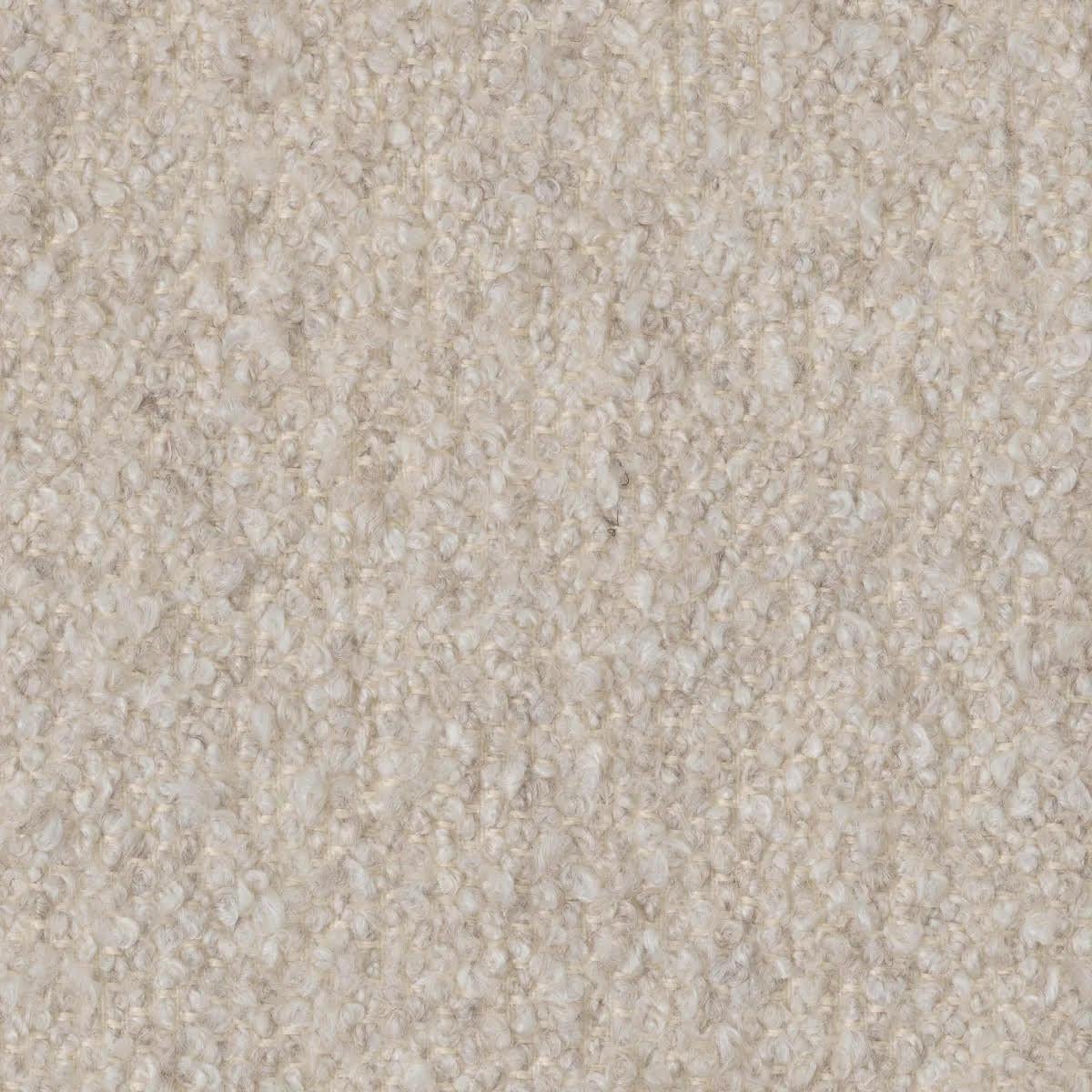 Coppia di sedie da pranzo, Bouclé bianco gesso, gambe nere. in vendita 2