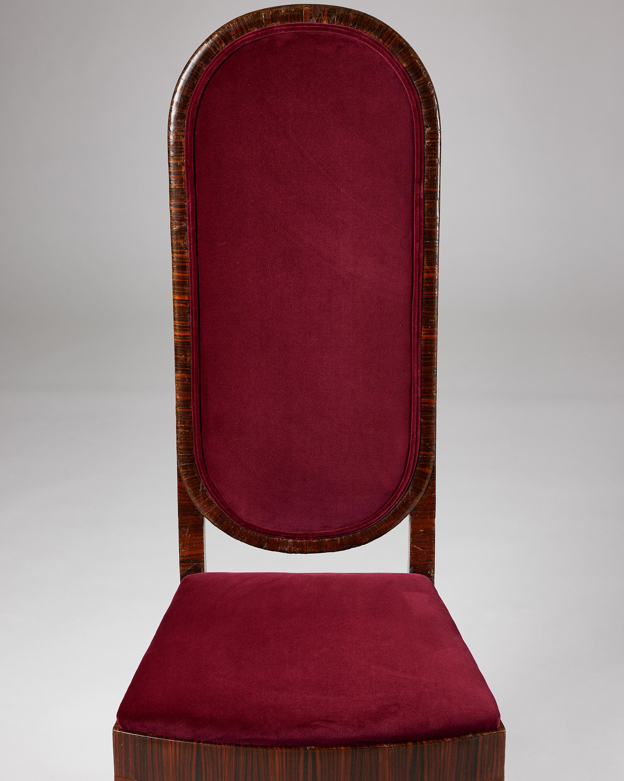 Paire de chaises de salle à manger conçues par Axel Einar Hjorth pour Nordiska Kompaniet en vente 5