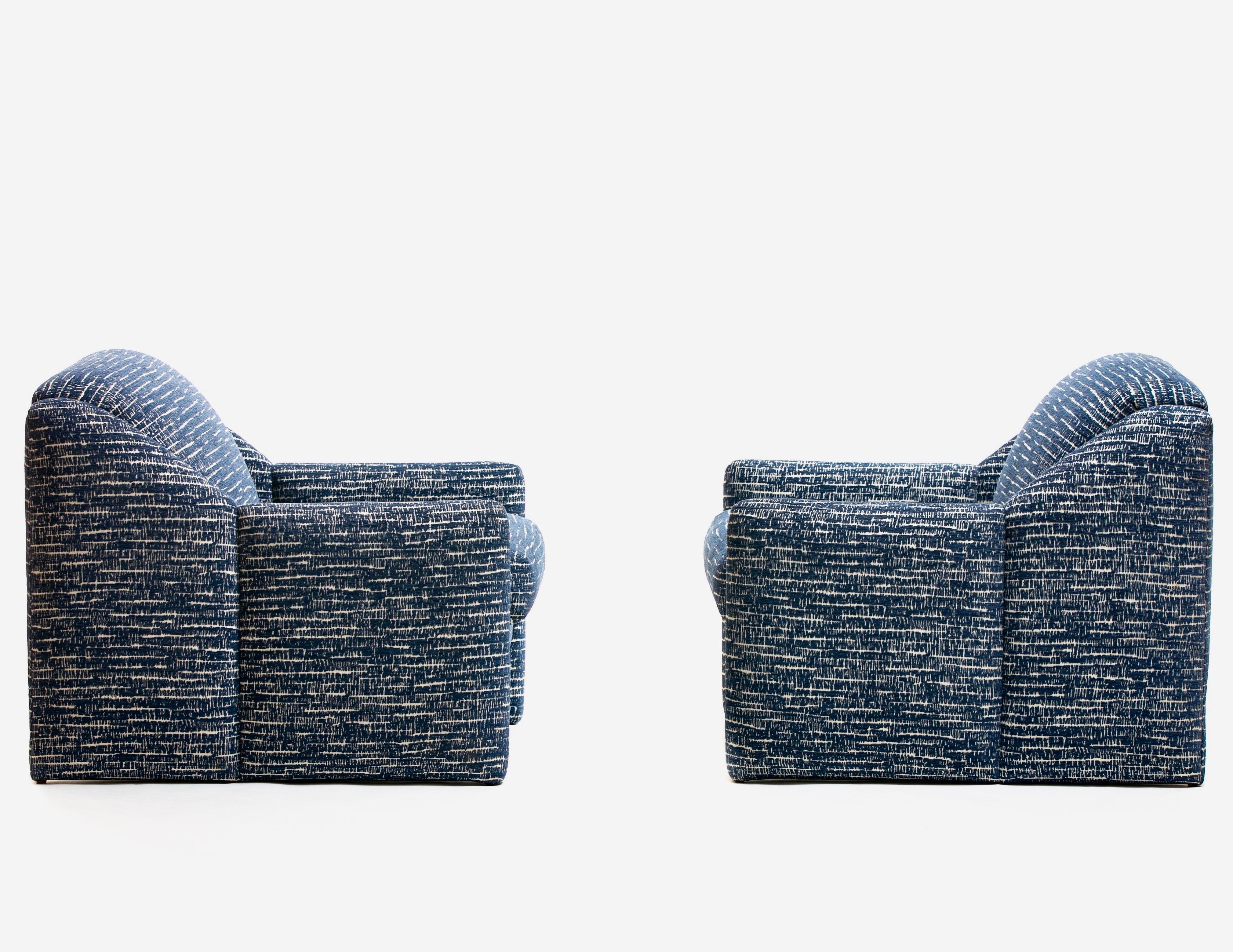 American Pair of Directional Sculptural Lounge Chairs in Blue & White Knoll Fabric 