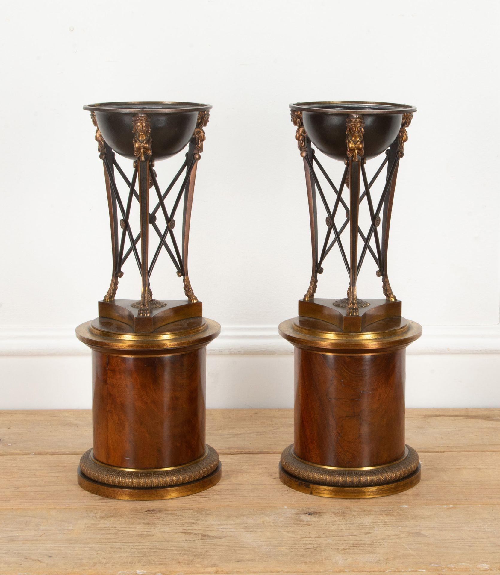 Pareja de Atenienses Neoclásicos del Periodo Directoire Francés en venta
