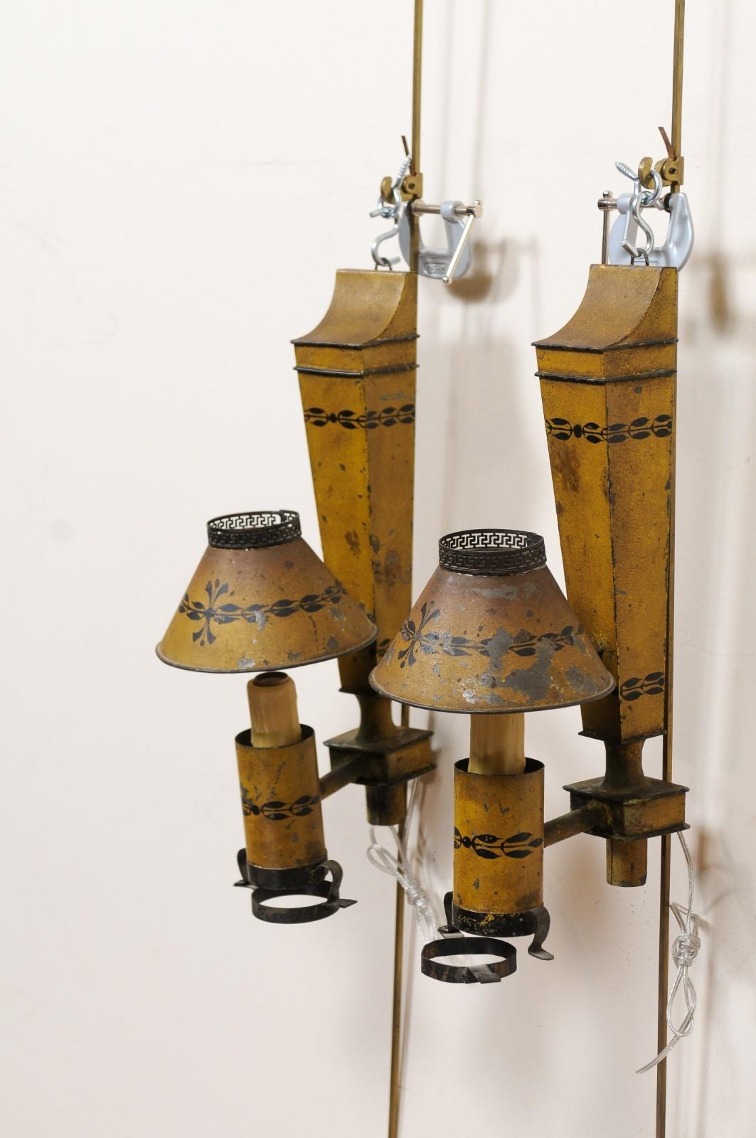 Pair of Directoire Period Yellow & Black Painted Tole Scones, France ca. 1800 For Sale 1