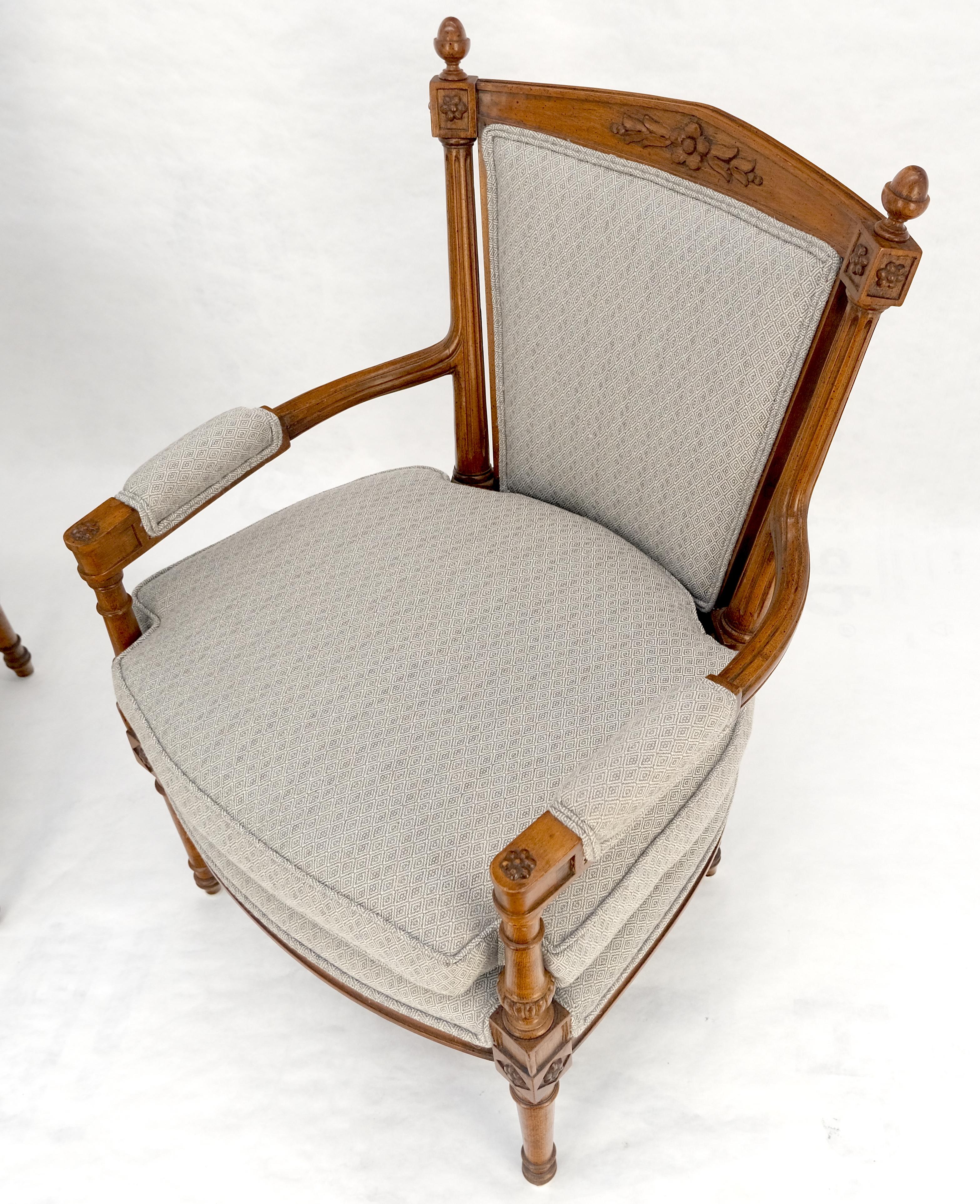 Paire de chaises longues à accoudoirs en cerisier massif, style Directoire, avec épis de faîtage MINT ! en vente 4