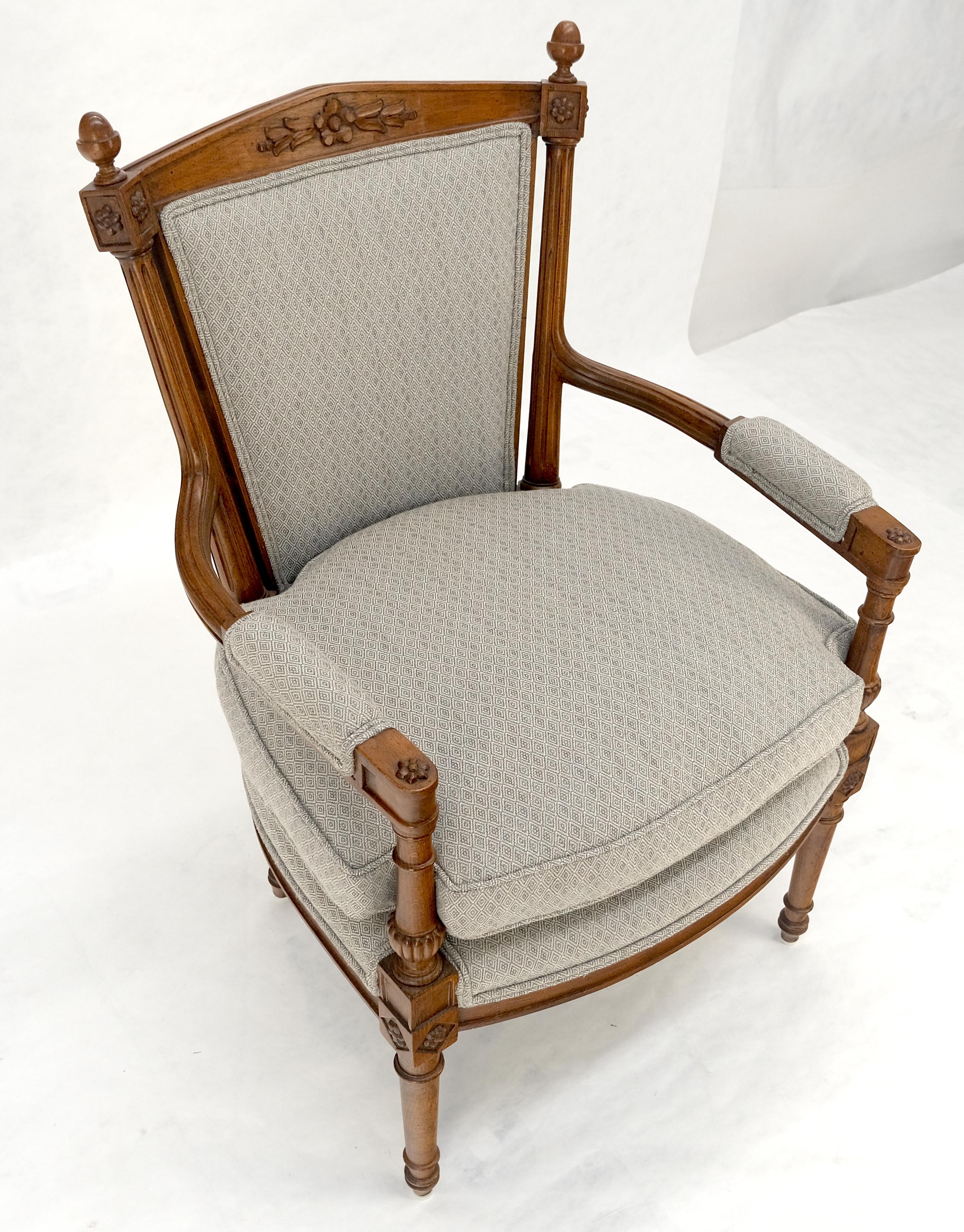 Paire de chaises longues à accoudoirs en cerisier massif, style Directoire, avec épis de faîtage MINT ! en vente 8