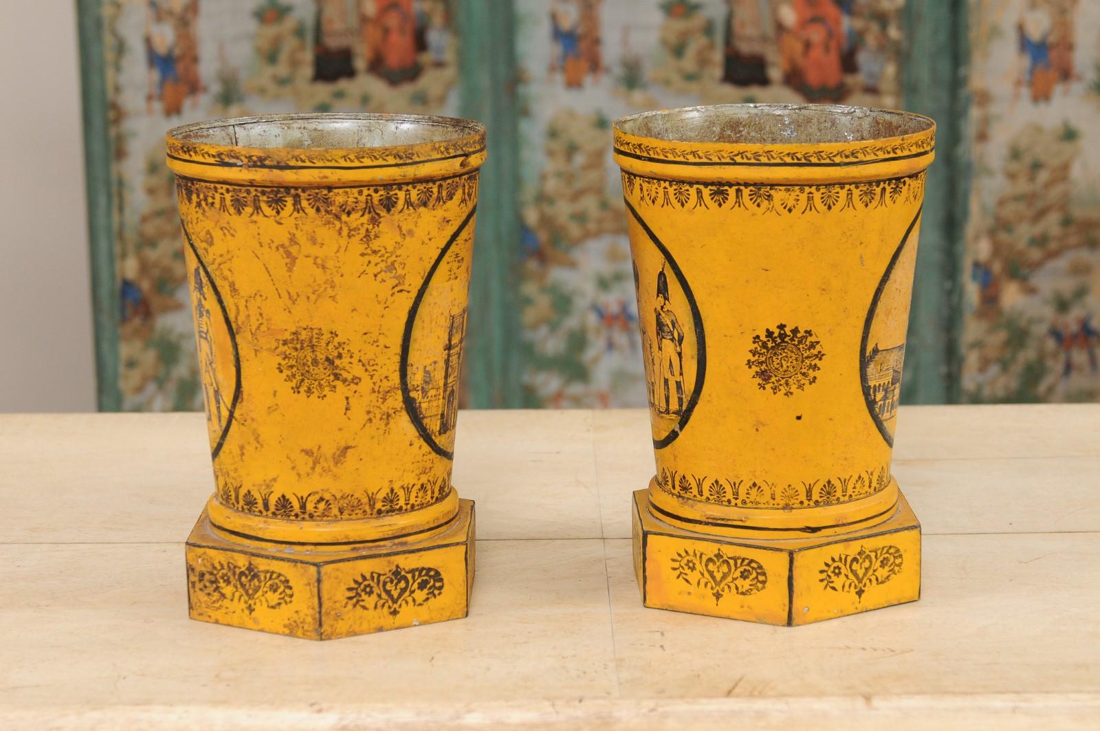 Pair of Directoire Yellow Painted Tole Cachepots, France ca. 1800 For Sale 3
