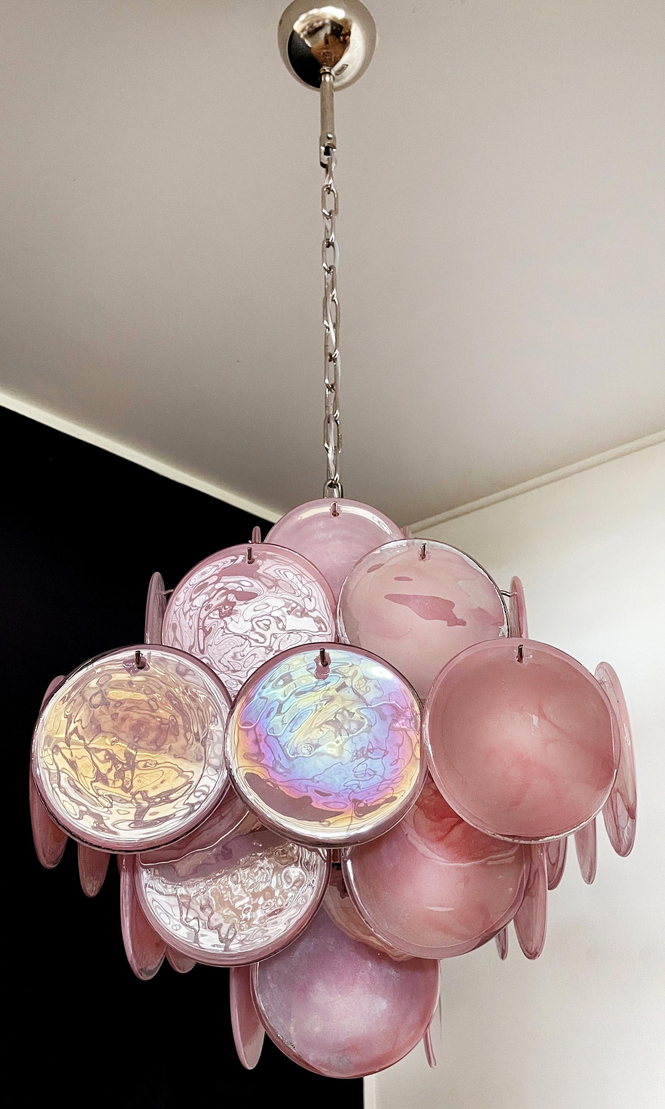 Italian Pair of Disc Pink Murano Glass Chandeliers by Vistosi Style For Sale