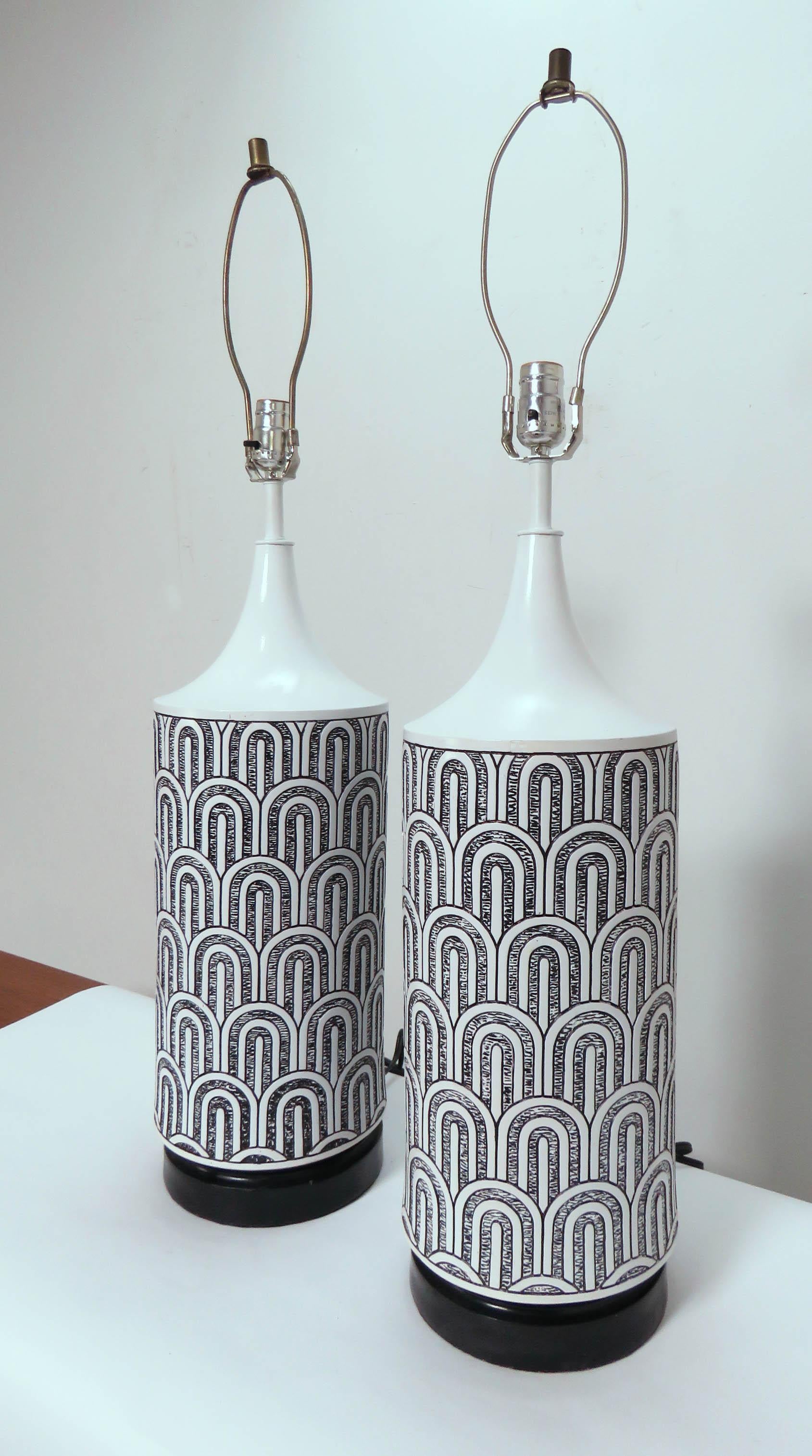 Pair of pottery lamps from the disco era, with a black and white 