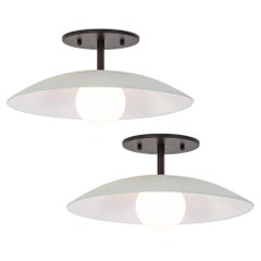 Paar Dish Flush Mounts, von Research.Lighting, Glas Dome Schirm, Hergestellt auf Bestellung