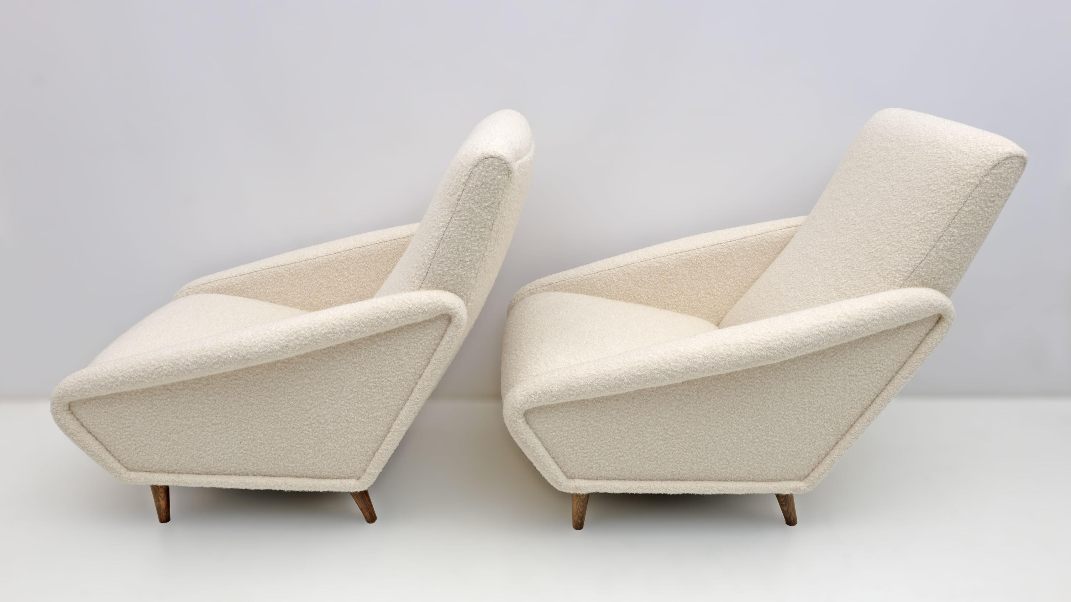 Ein Paar moderne italienische Sessel aus der Mitte des Jahrhunderts Distex 807 von Gio Ponti im Angebot 3