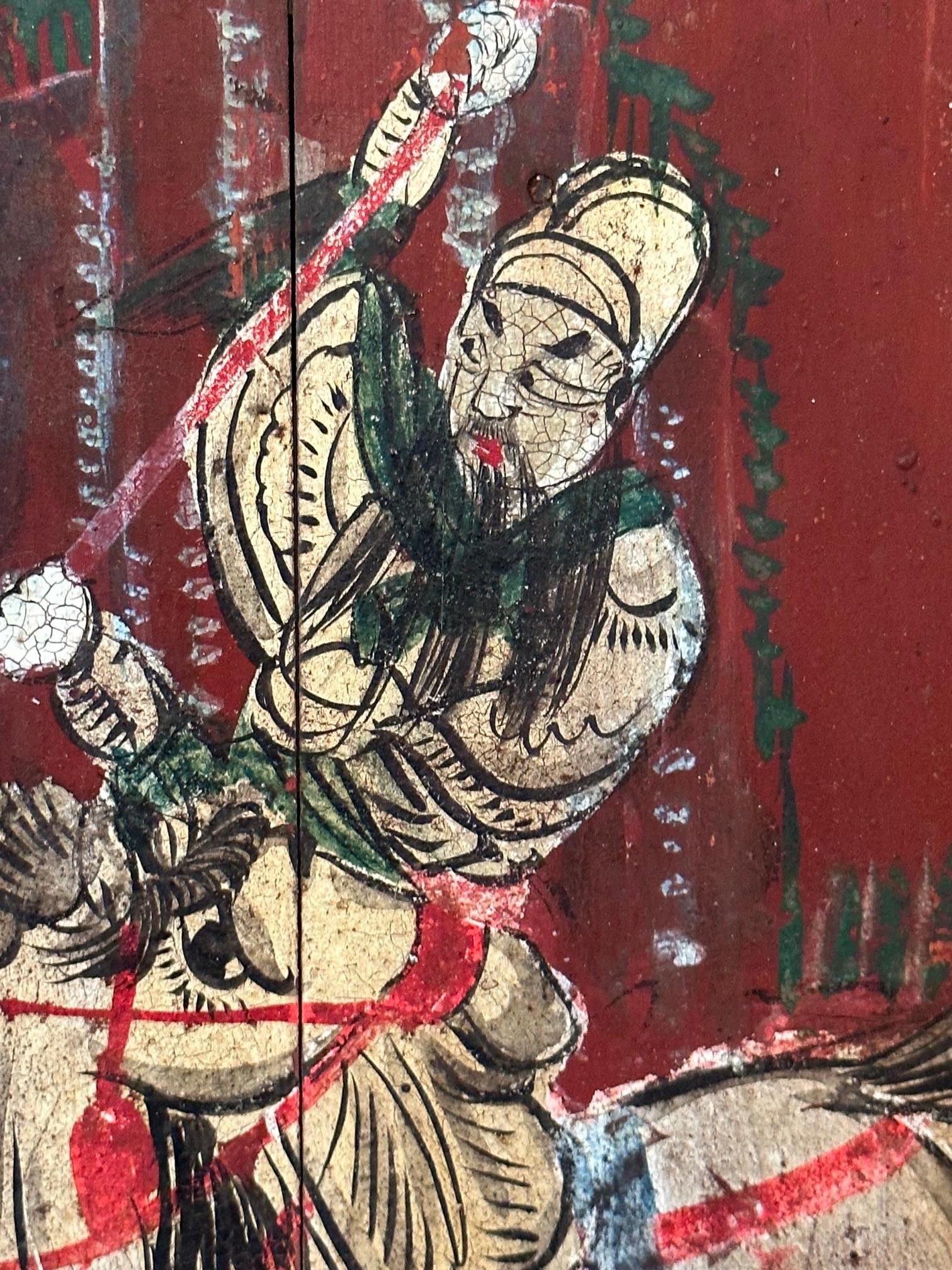 Paire de panneaux de bois chinois anciens en mauvais état peints à la main en vente 6