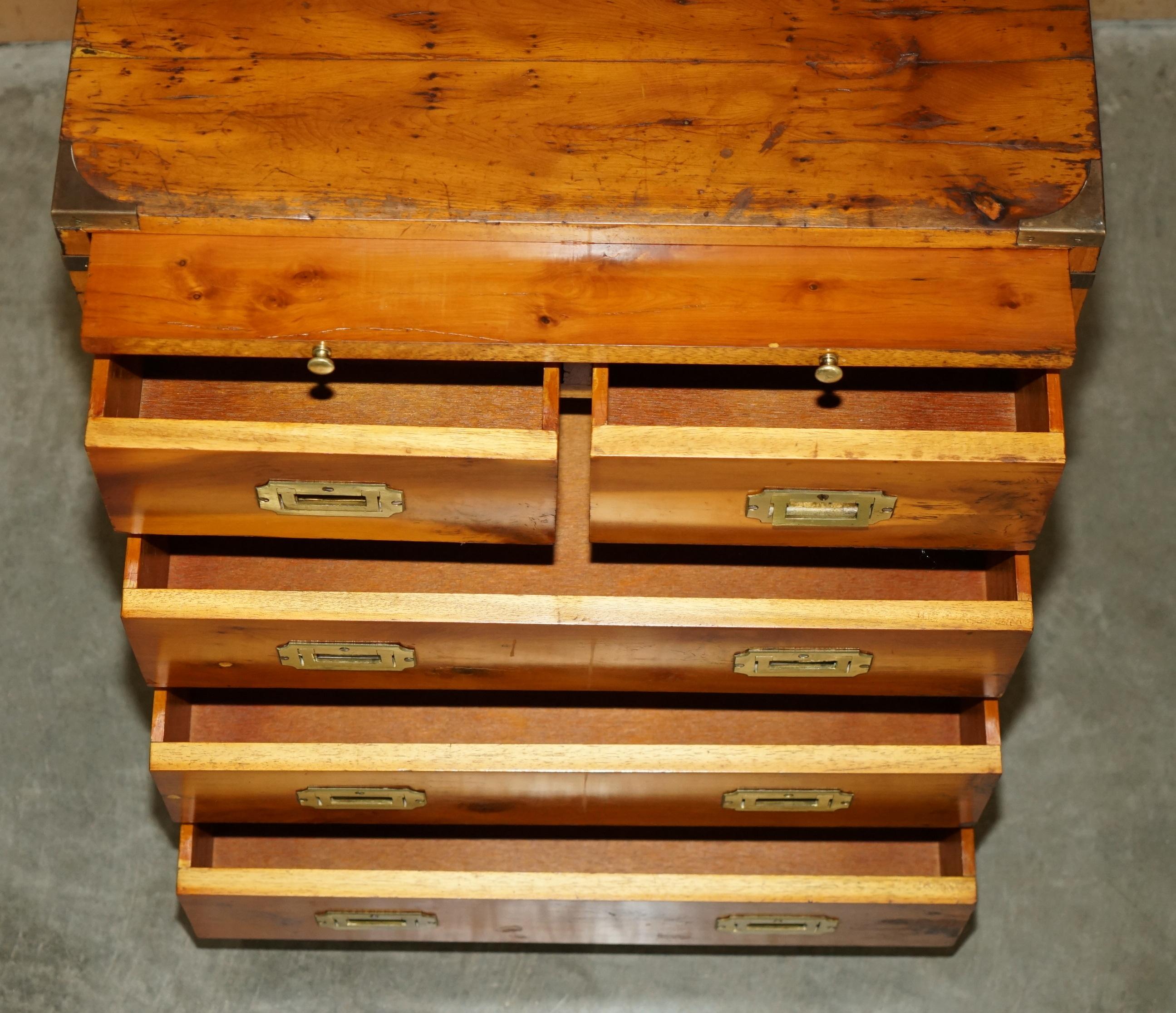 PAIR OF DISTRESSED MILITARY CAMPAIGN BURR YEW WOOD SIDE TABLES WiTH DRAWERS TRAY For Sale 5