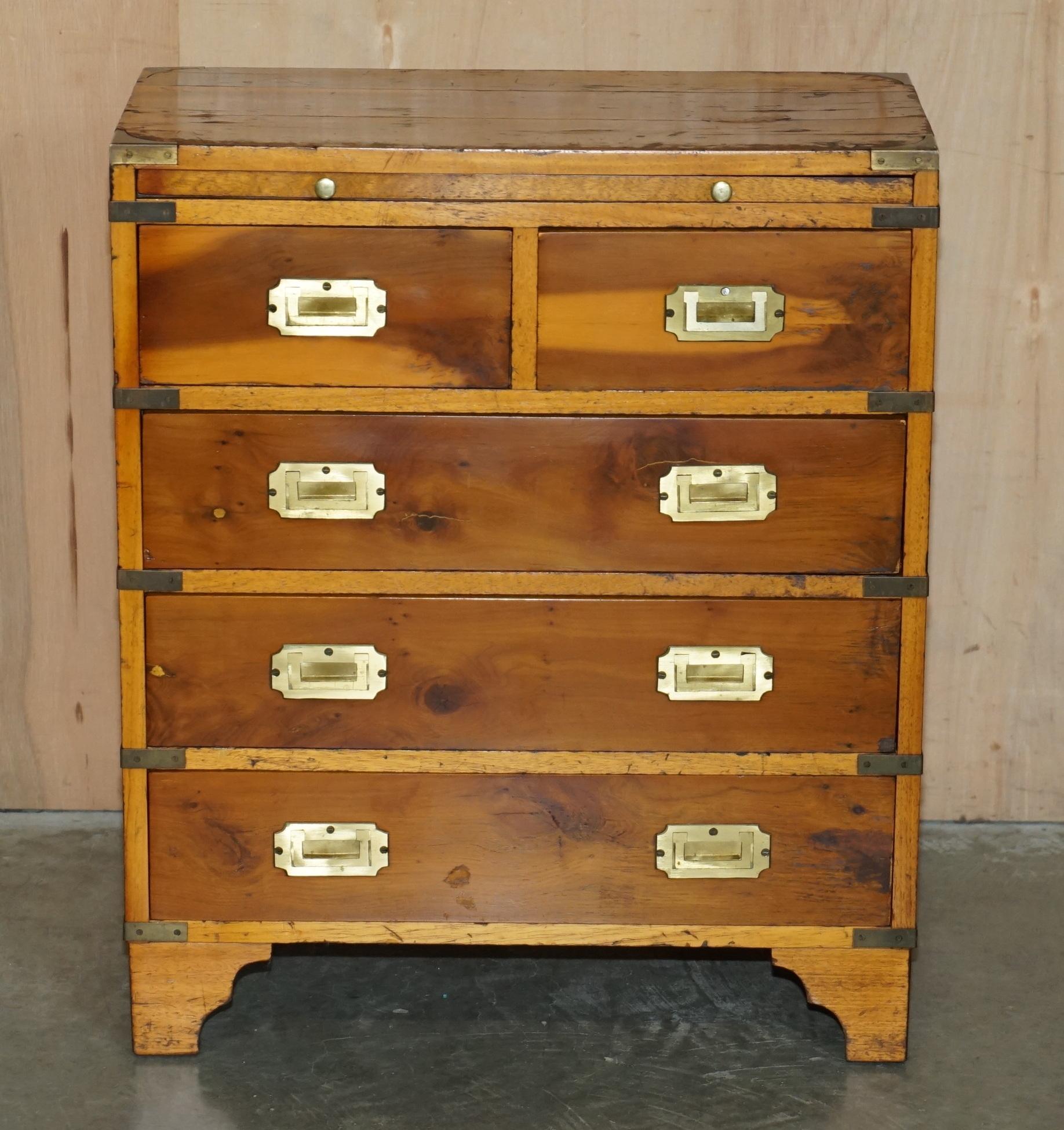 English PAIR OF DISTRESSED MILITARY CAMPAIGN BURR YEW WOOD SIDE TABLES WiTH DRAWERS TRAY For Sale
