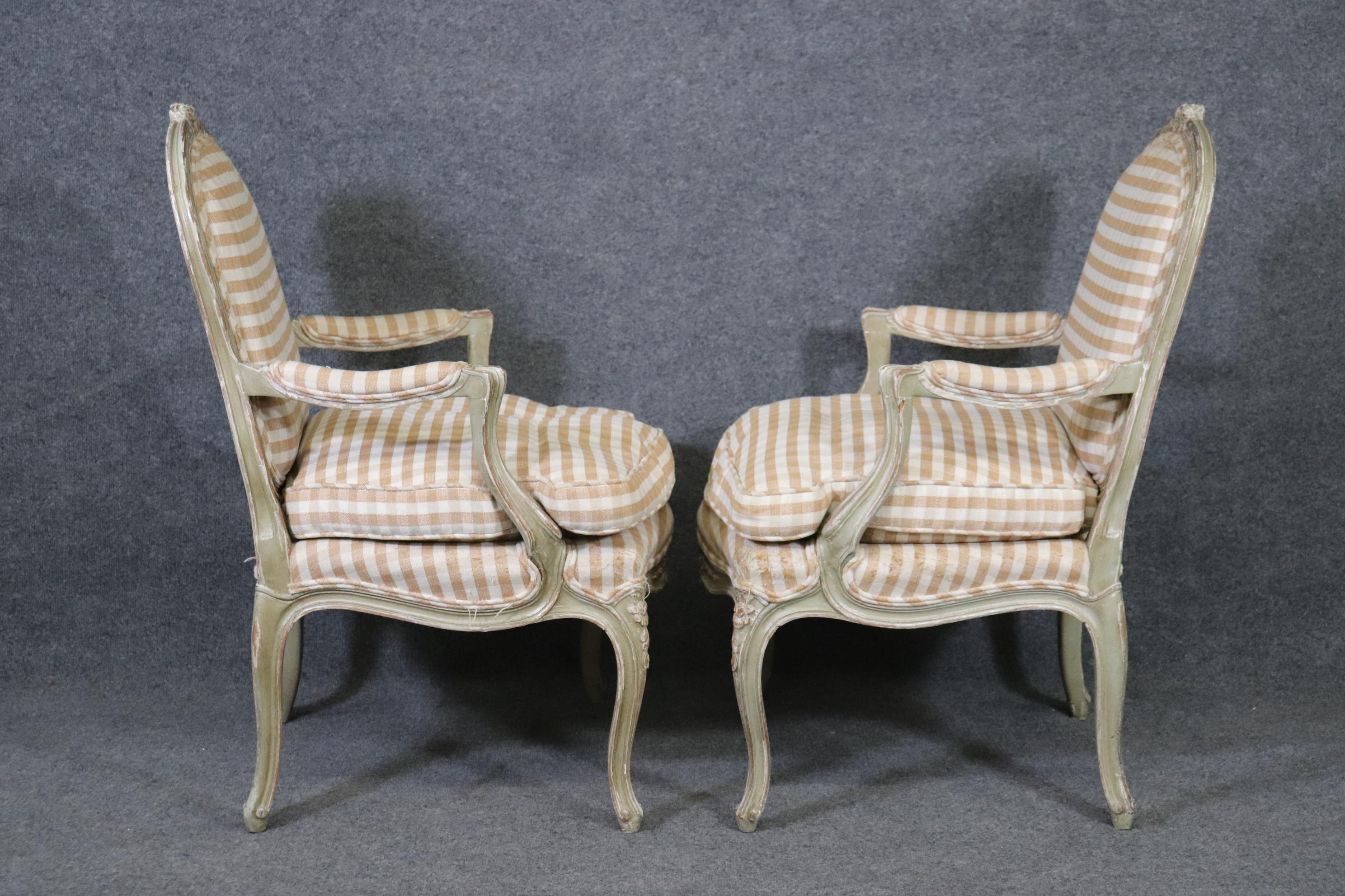 Pair of Distressed Painted French Carved Louis XV Armchairs, Circa 1930s For Sale 1