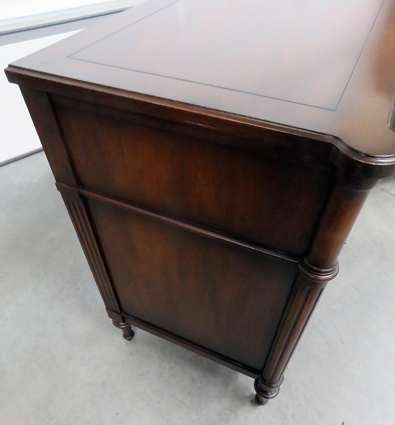 Pair of Walnut French Louis XVI Directoire Style Commodes Nightstands  3