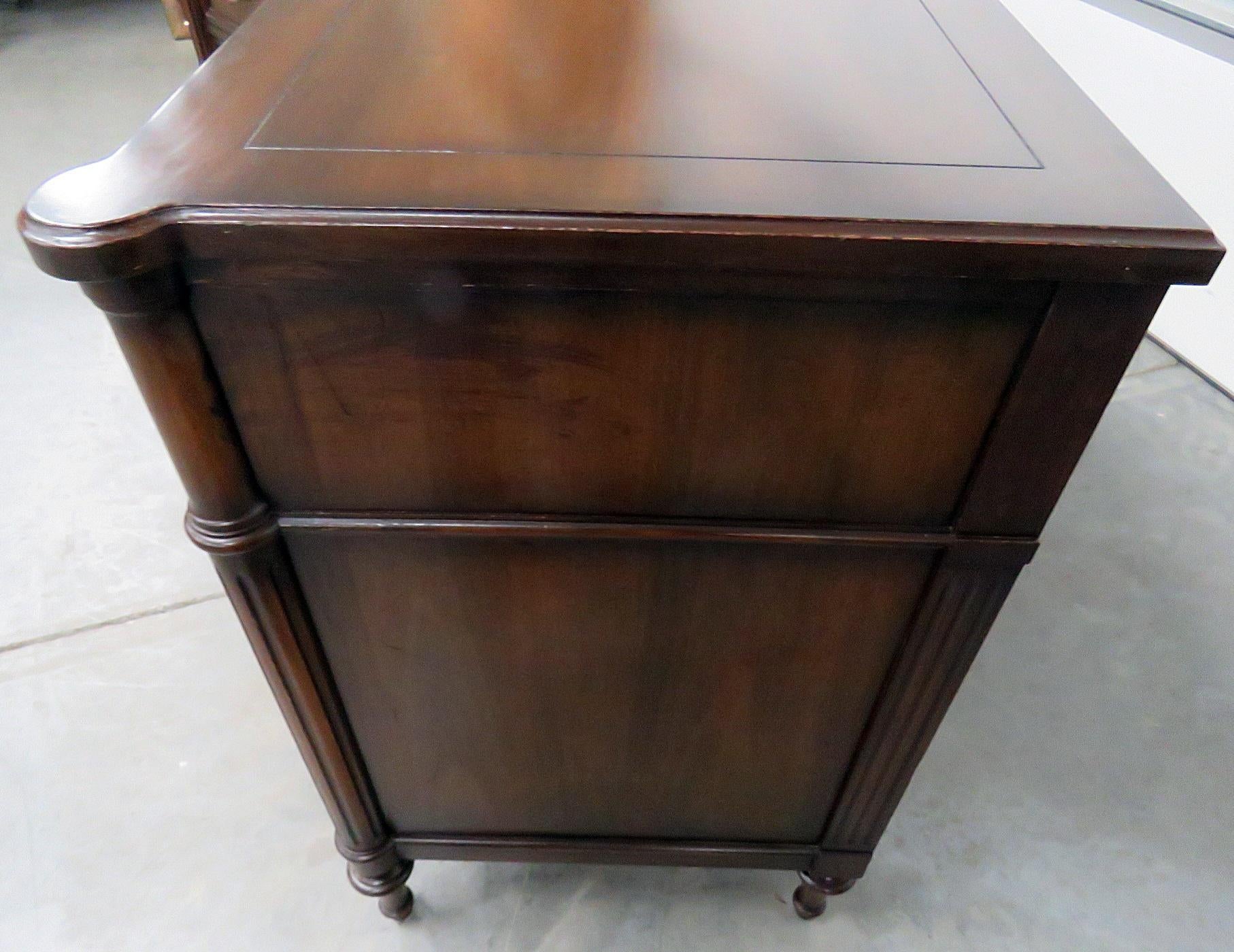 Pair of Walnut French Louis XVI Directoire Style Commodes Nightstands  5