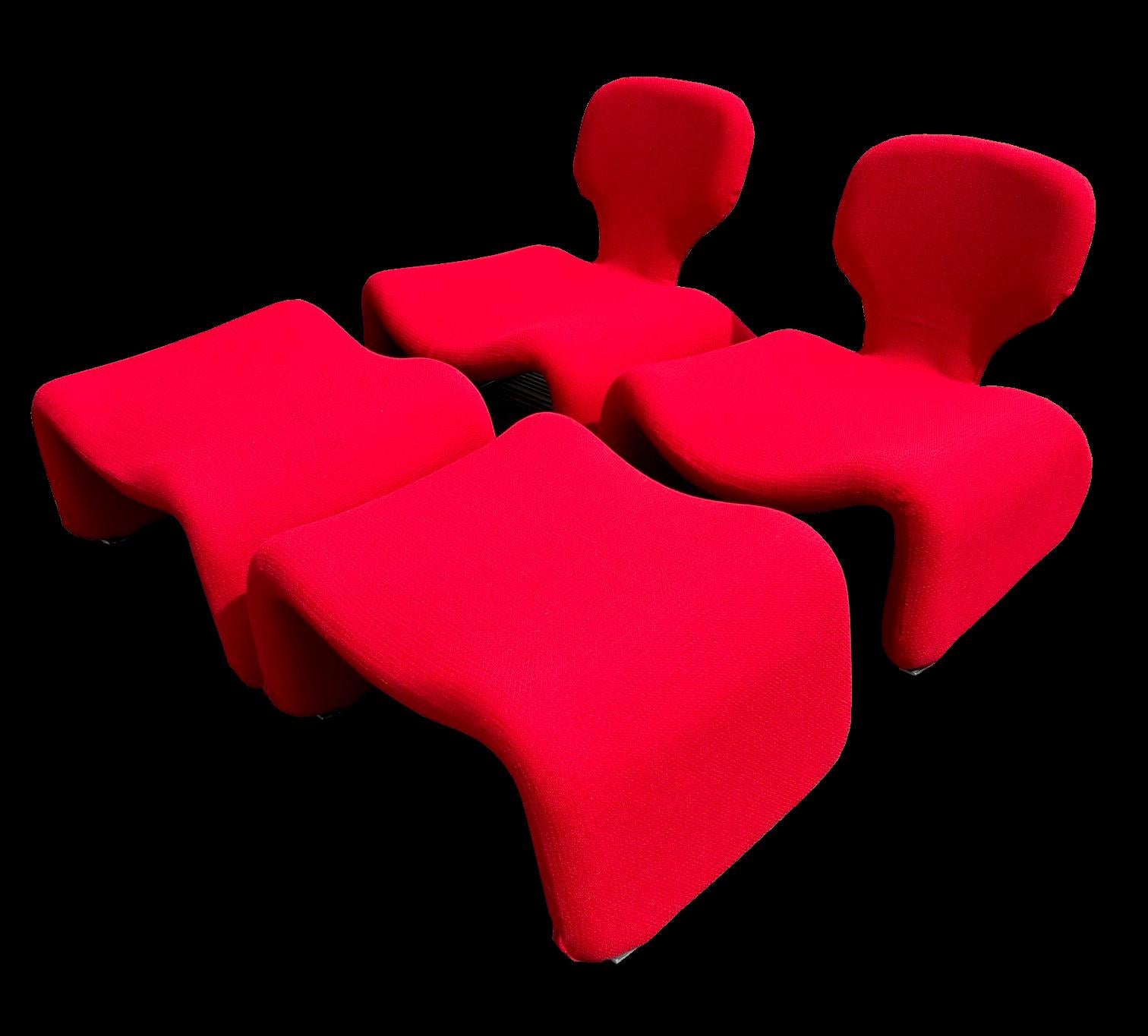 Ein Paar Djinn-Stühle und -Fußhocker von Olivier Mourgue für Airborne (Space Age) im Angebot