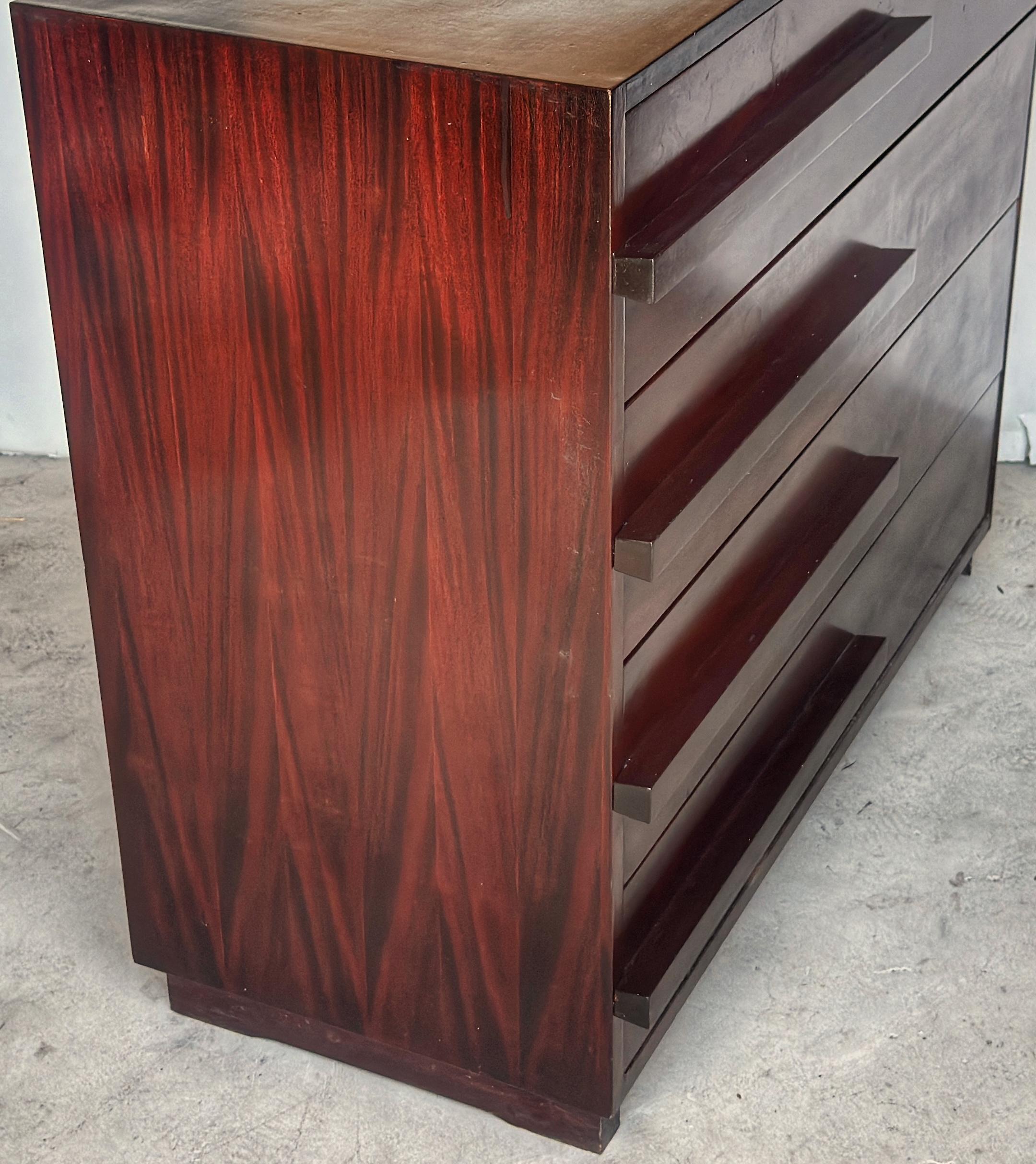 Pair of Donald Deskey Streamlined Art Deco Chests, USA, Circa 1930s For Sale 9