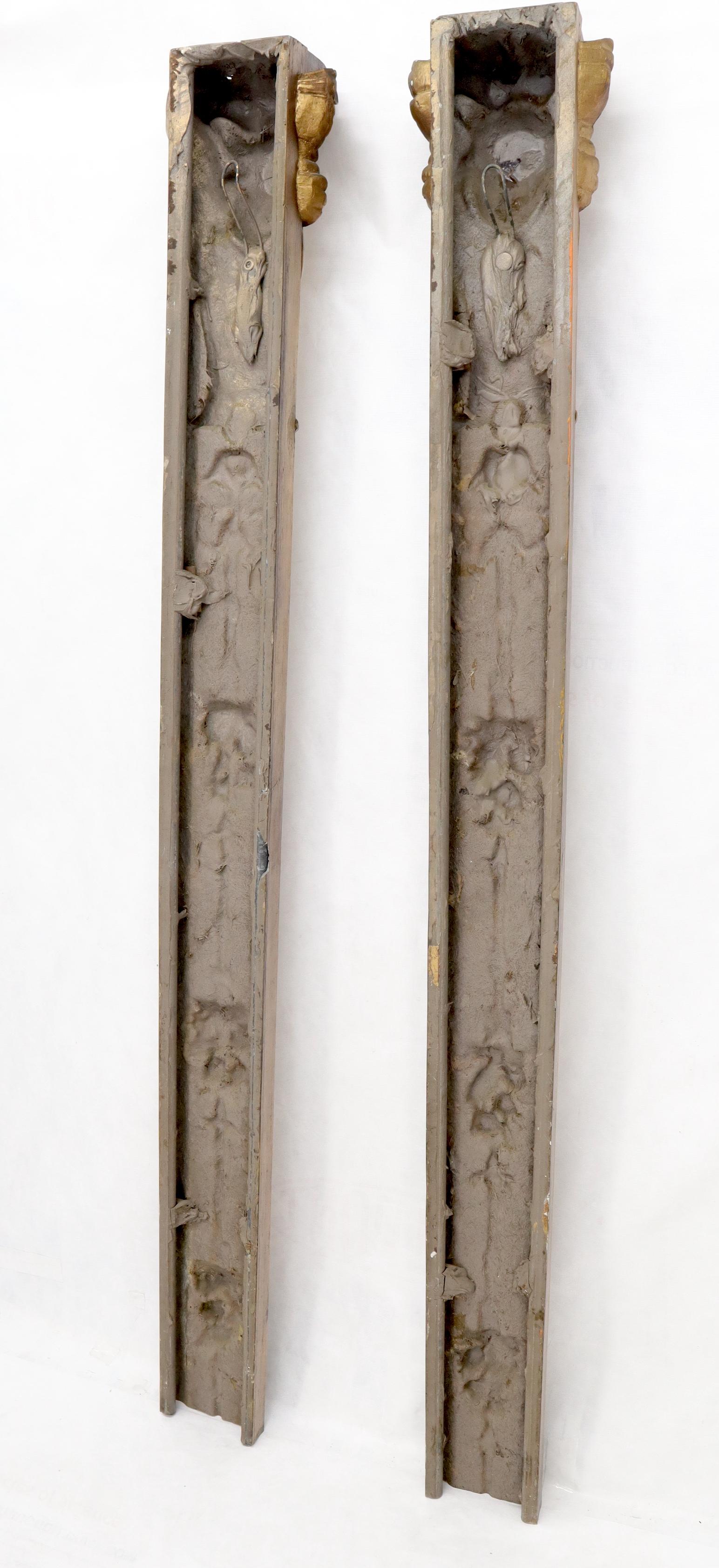 Pair of Door Frame Decoration Mounts Columns Sculptures Gold Cherubs Motive For Sale 1