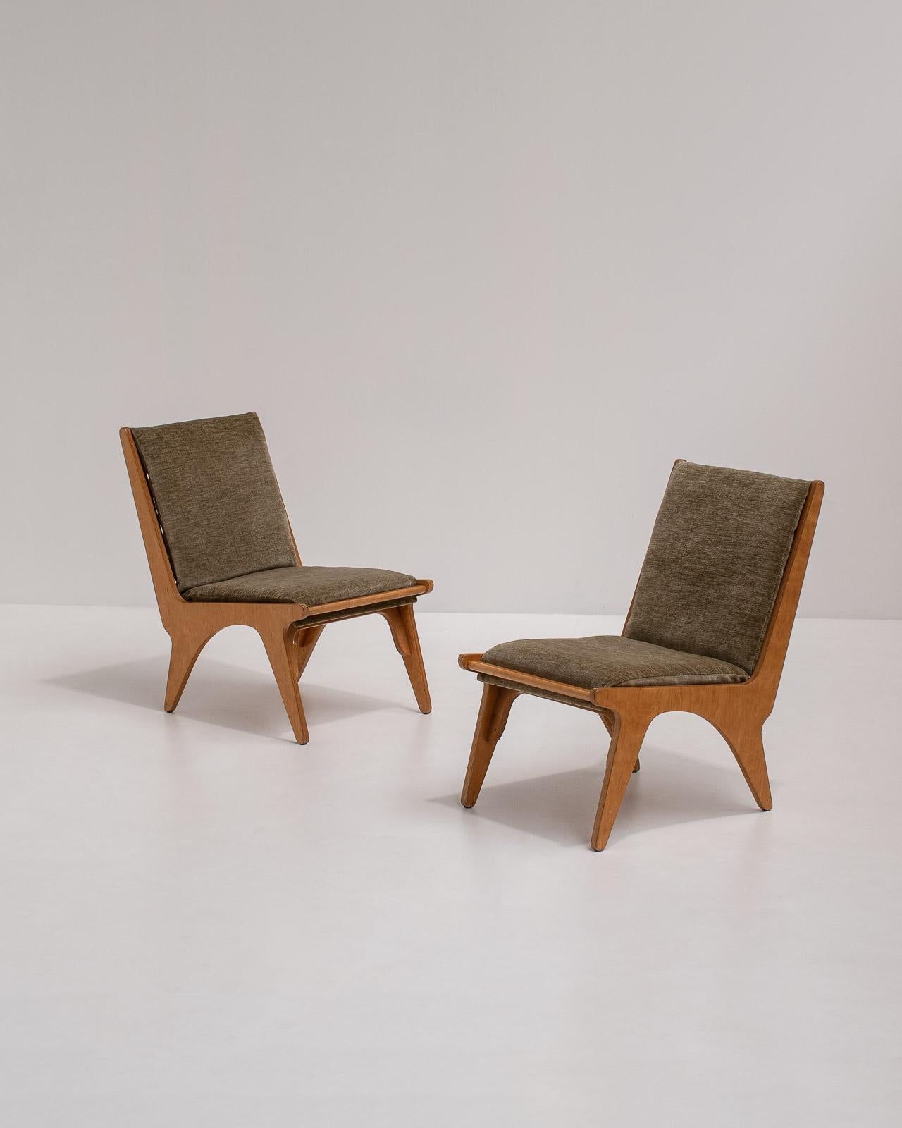 Mid-Century Modern Pair of Dordrecht Chairs by Wim Van Gelderen for Spectrum, the Netherlands 1950s For Sale