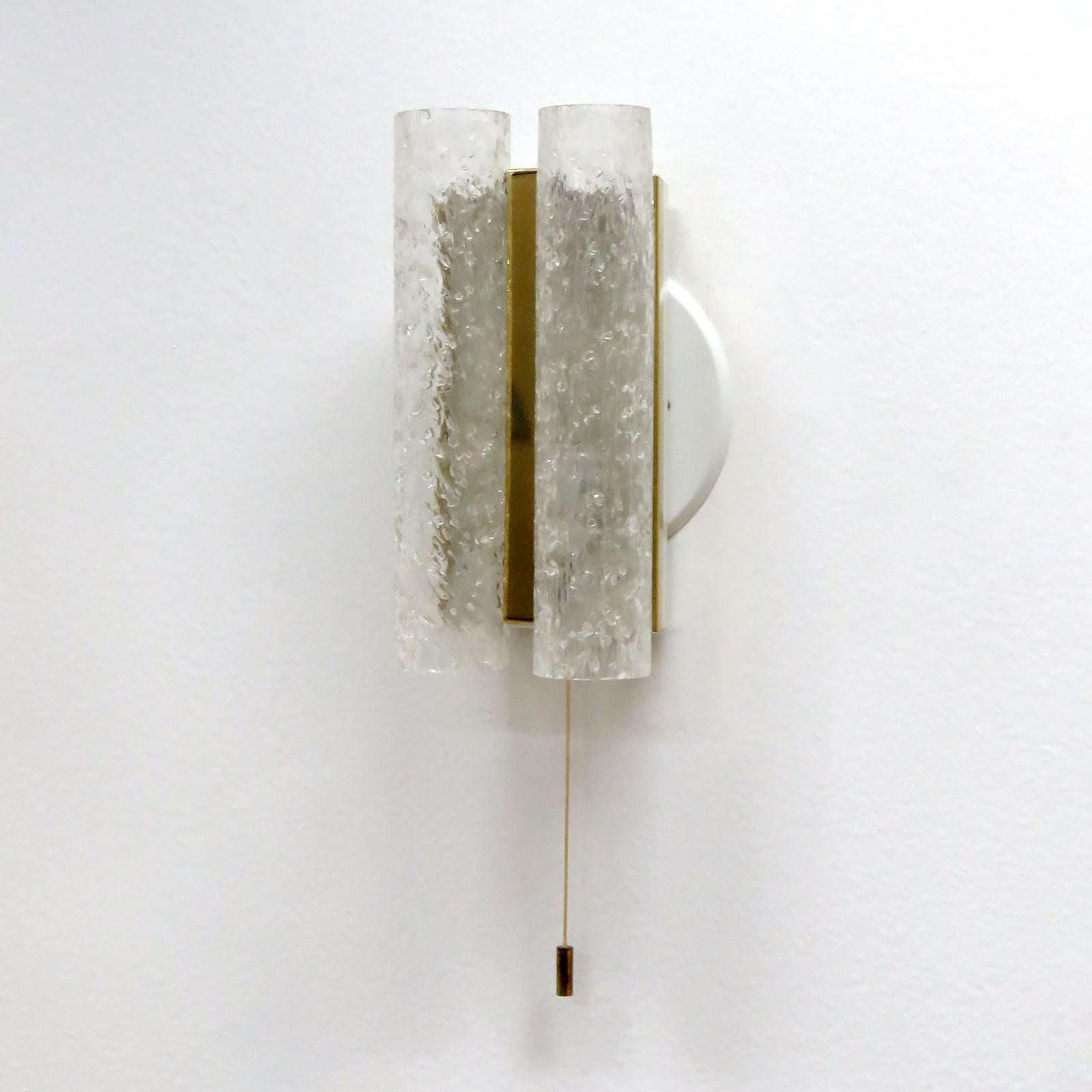 Mid-Century moderno Coppia di lampade da parete Doria, 1960 in vendita