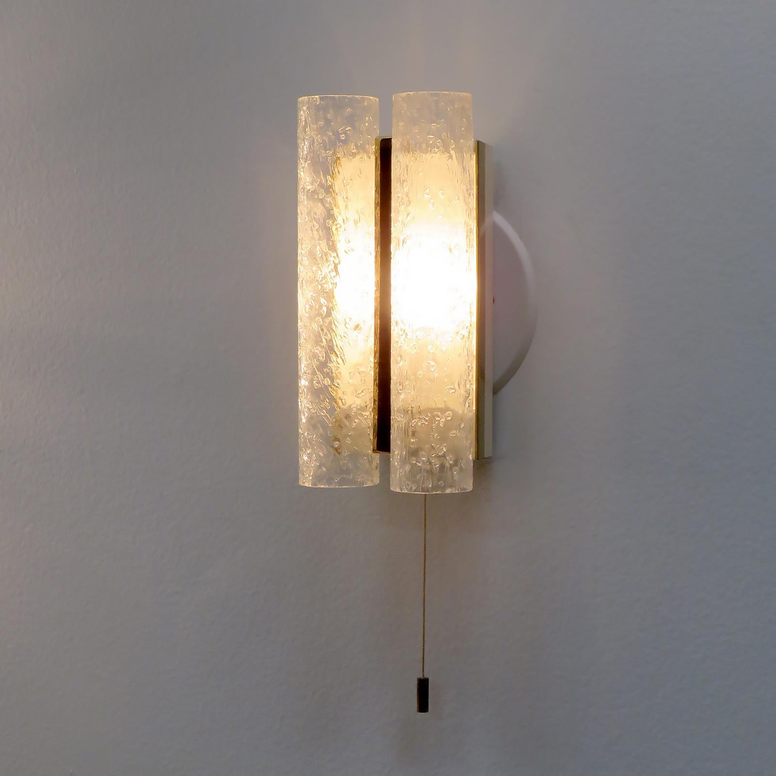 Coppia di lampade da parete Doria, 1960 in vendita 1