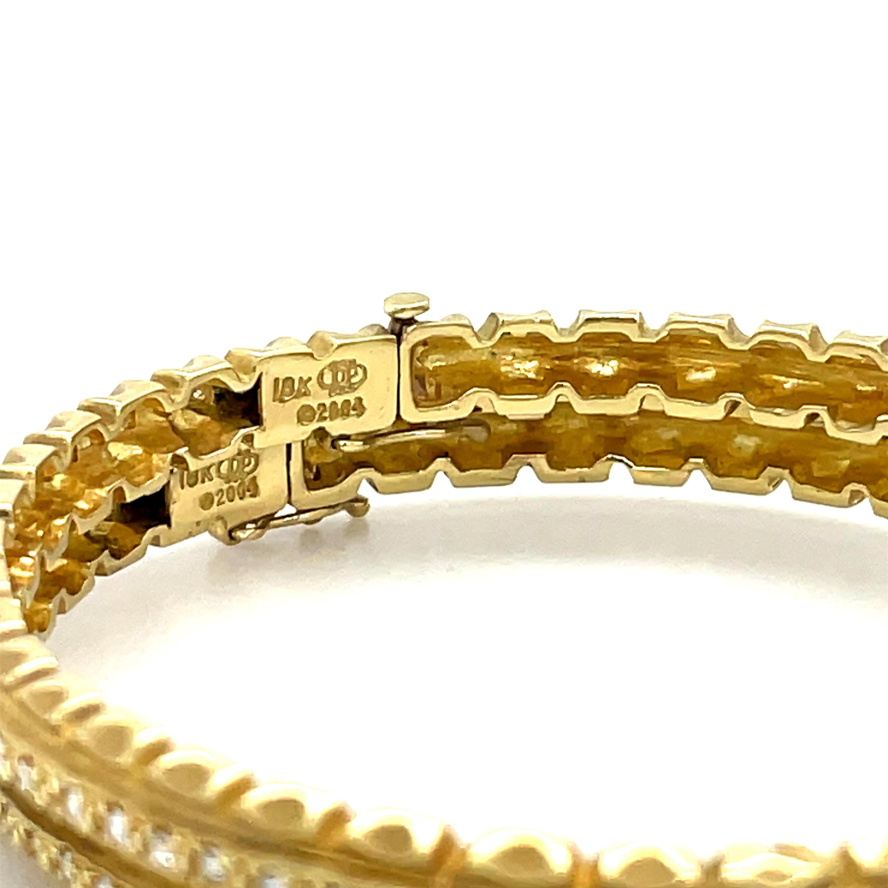 Paire de bracelets en or jaune et diamants de Doris Panos Pour femmes en vente