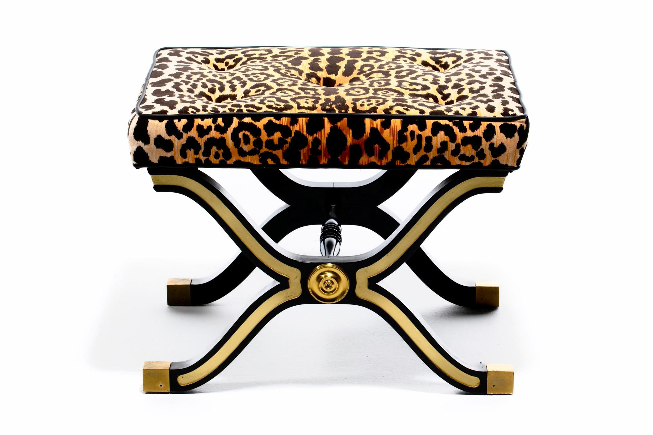 Paire de tabourets / bancs Dorothy Draper España X en velours léopard, vers 1955 Bon état - En vente à Saint Louis, MO