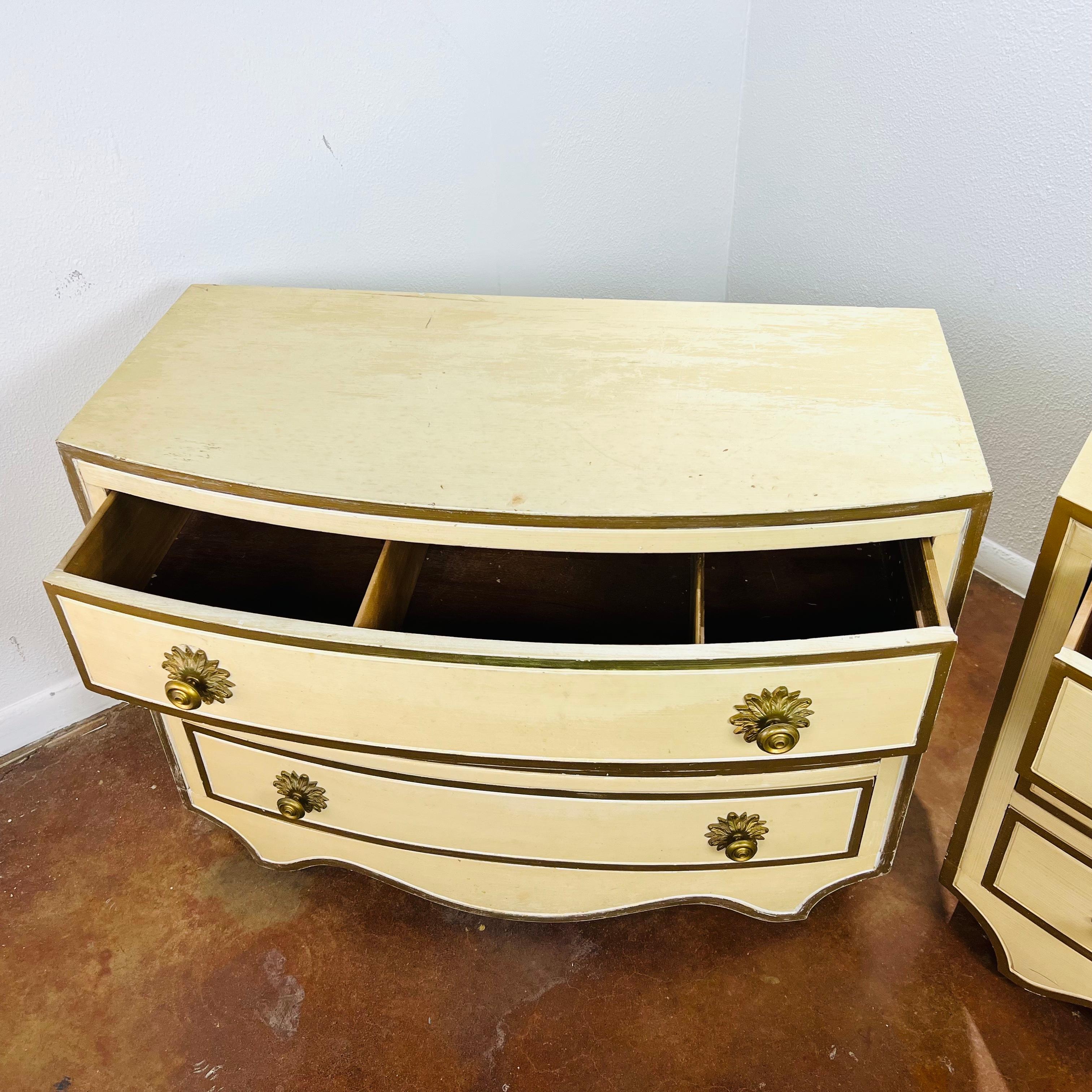 Pair of Dorothy Draper Hollywood Regency Chests For Sale 6