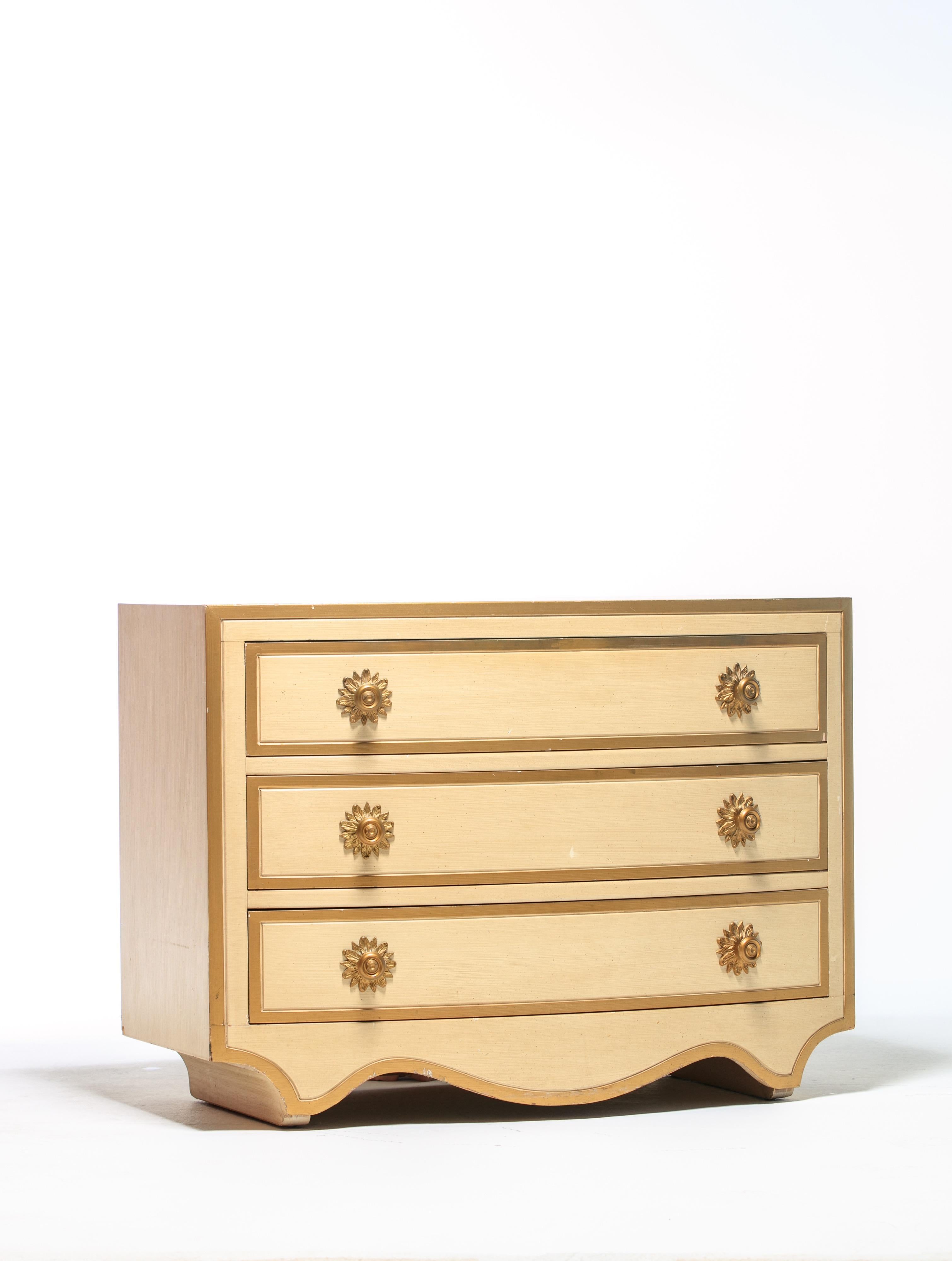 Mid-20th Century Pair of Dorothy Draper Viennese Collection Chests, circa 1963