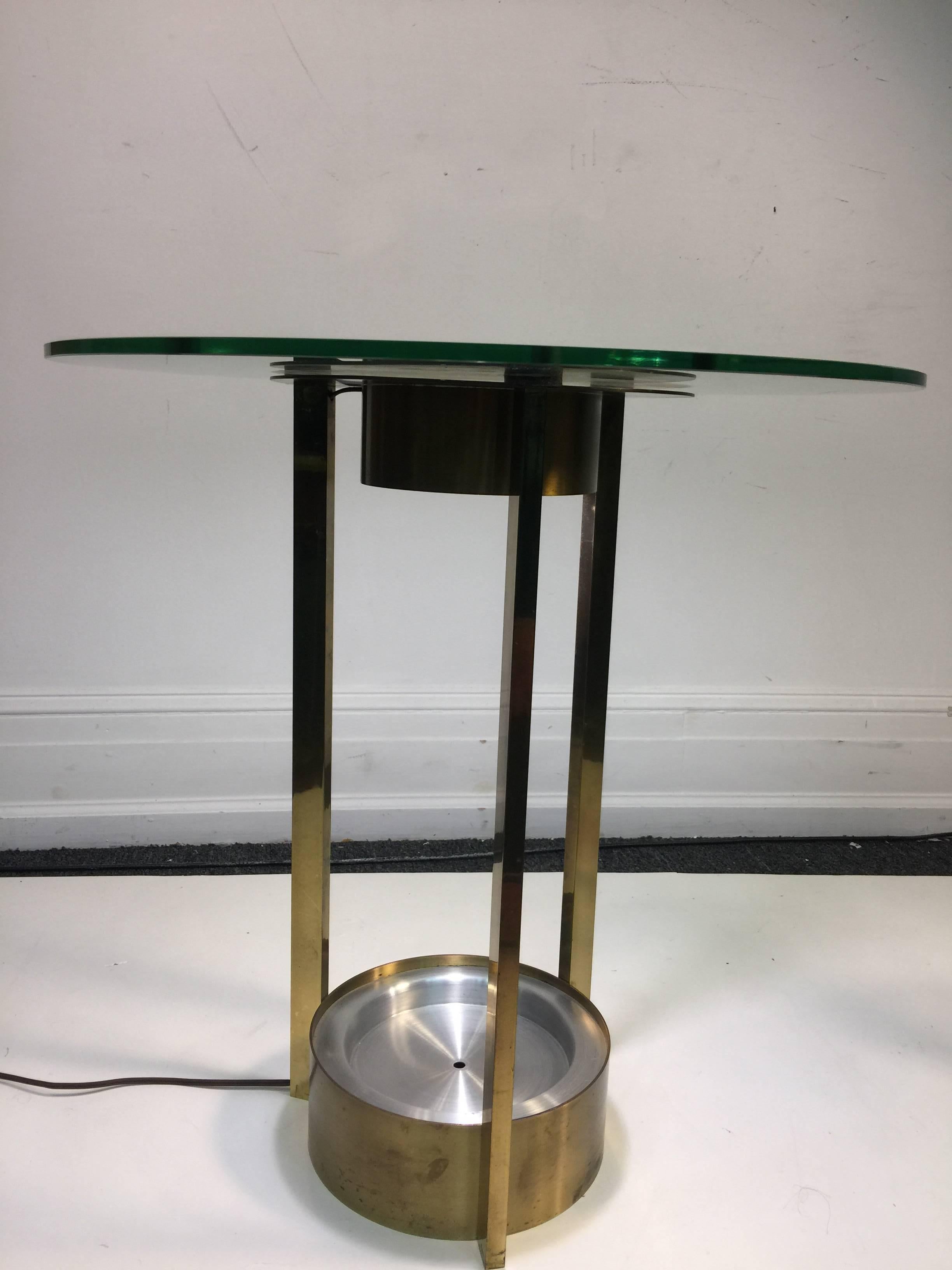 Pair of Dorothy Thorpe Modernist Art Deco Illumunated Brass Tables For Sale 5