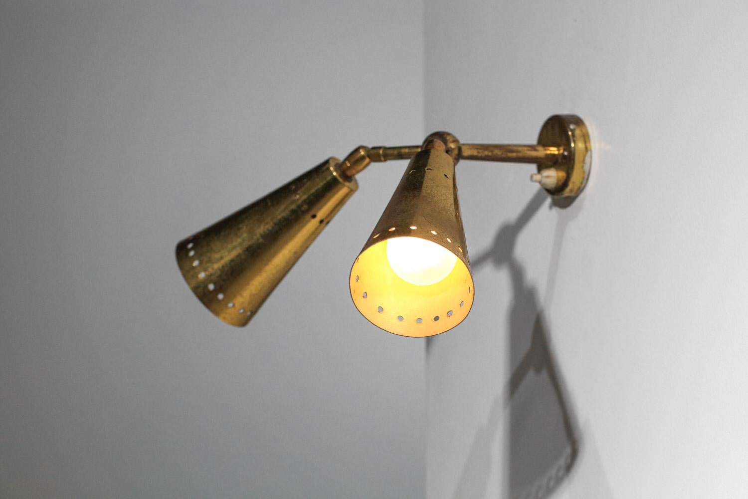 pair of double and simple Italian conical wall lights from the 1950s In Fair Condition For Sale In Lyon, FR